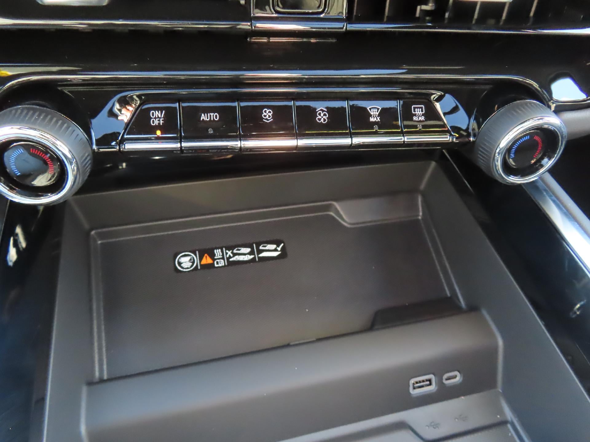 2027 Chevrolet Tahoe Premier - Photo 35