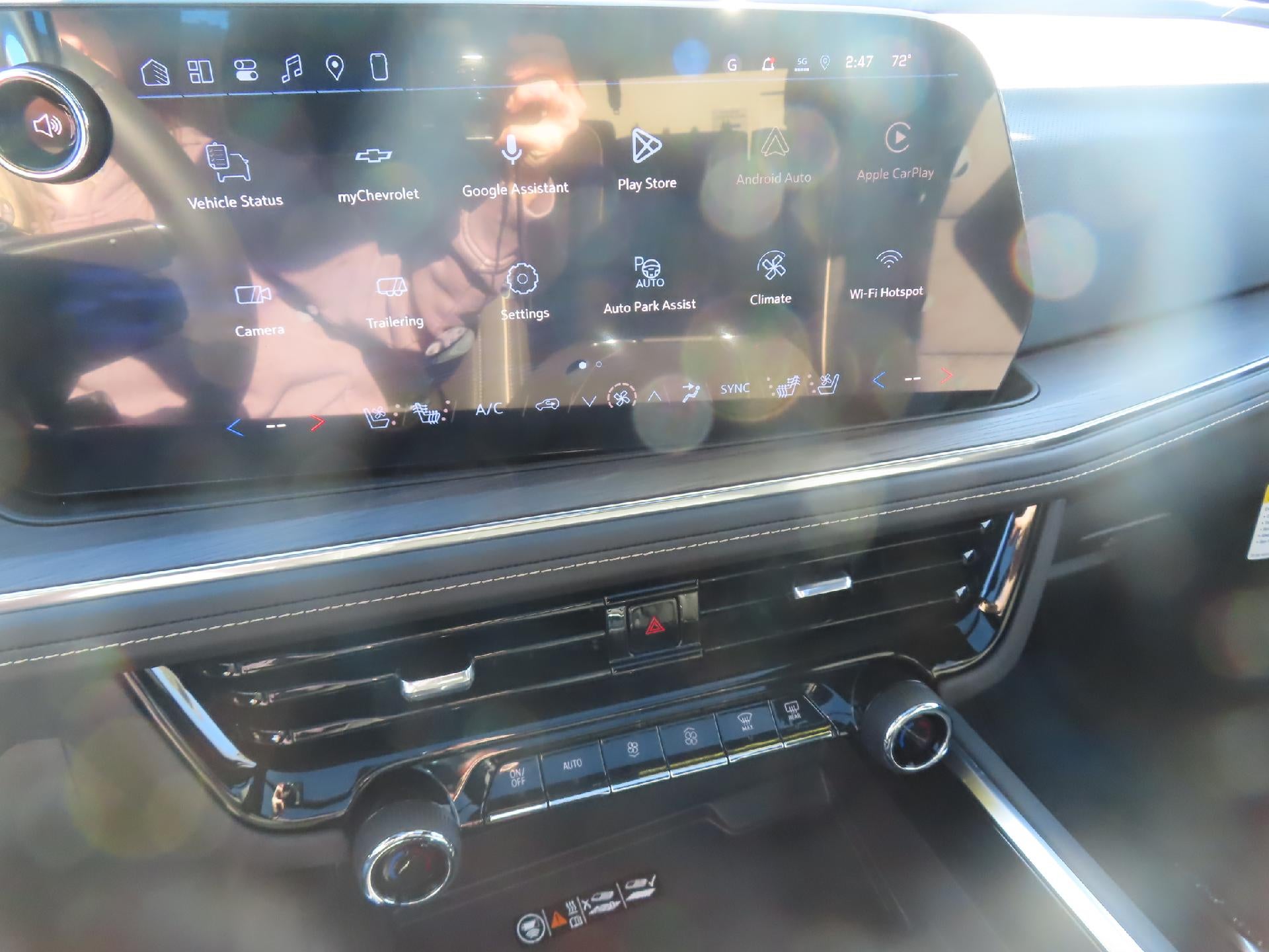 2027 Chevrolet Tahoe Premier - Photo 33