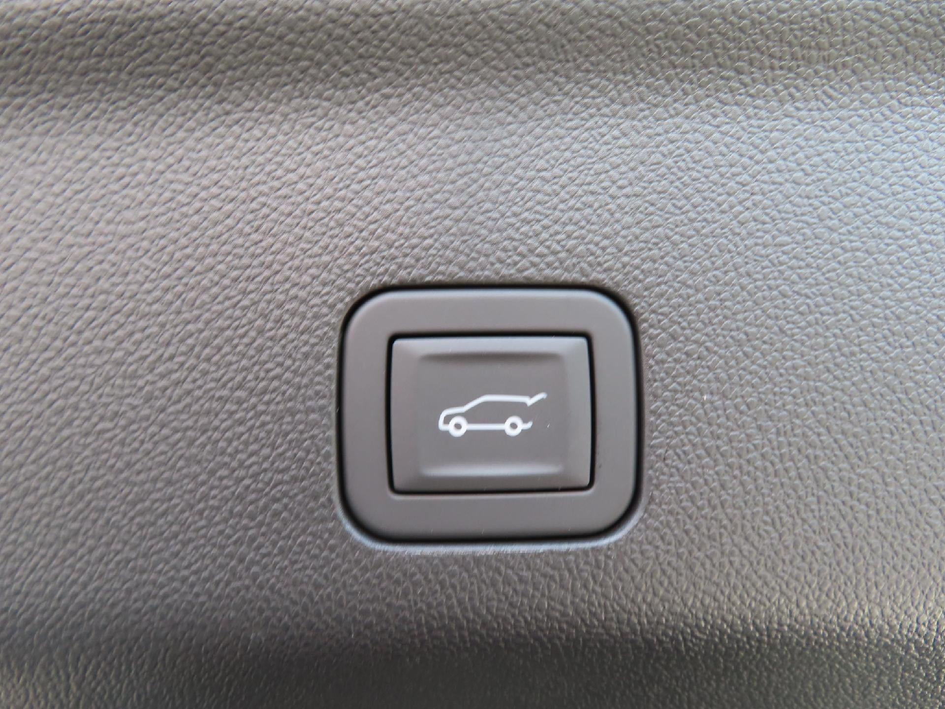 2027 Chevrolet Tahoe Premier - Photo 45