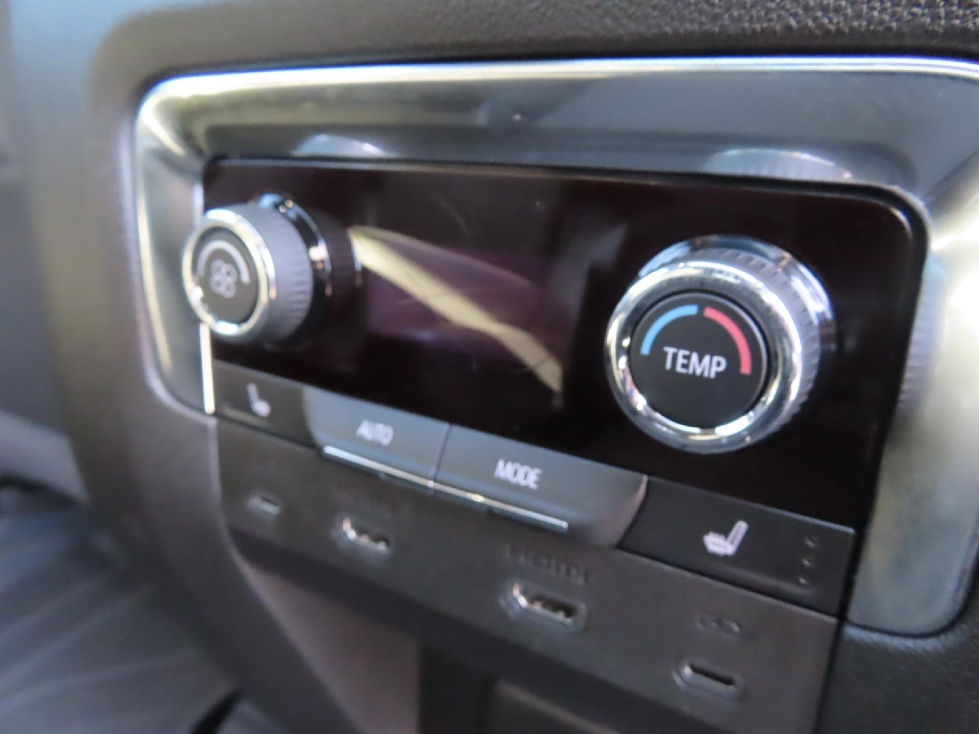 2027 Chevrolet Tahoe Premier - Photo 48