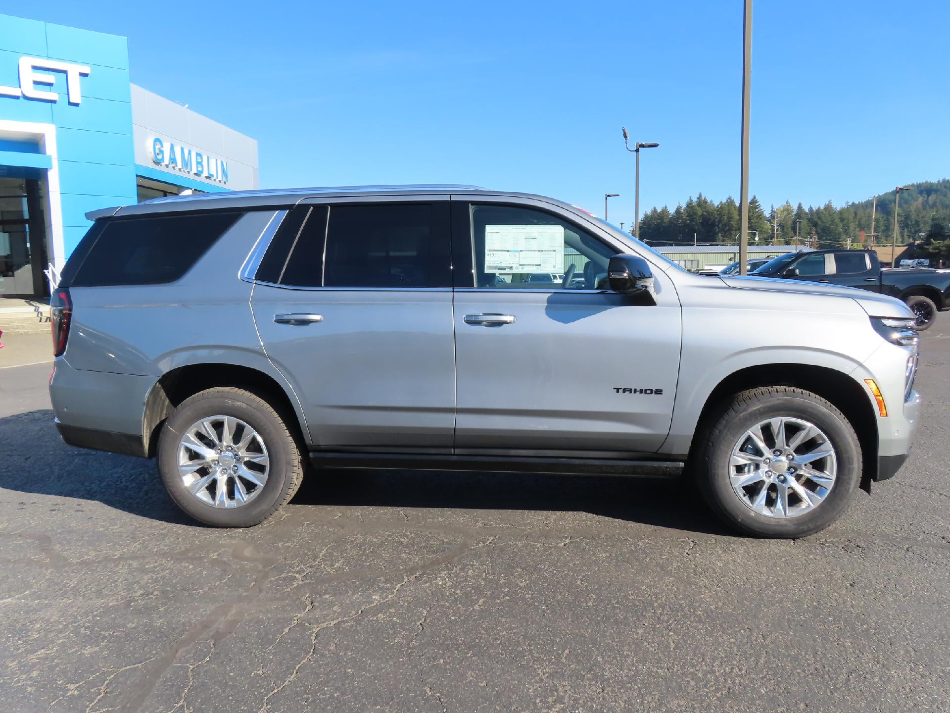 2027 Chevrolet Tahoe Premier - Photo 9
