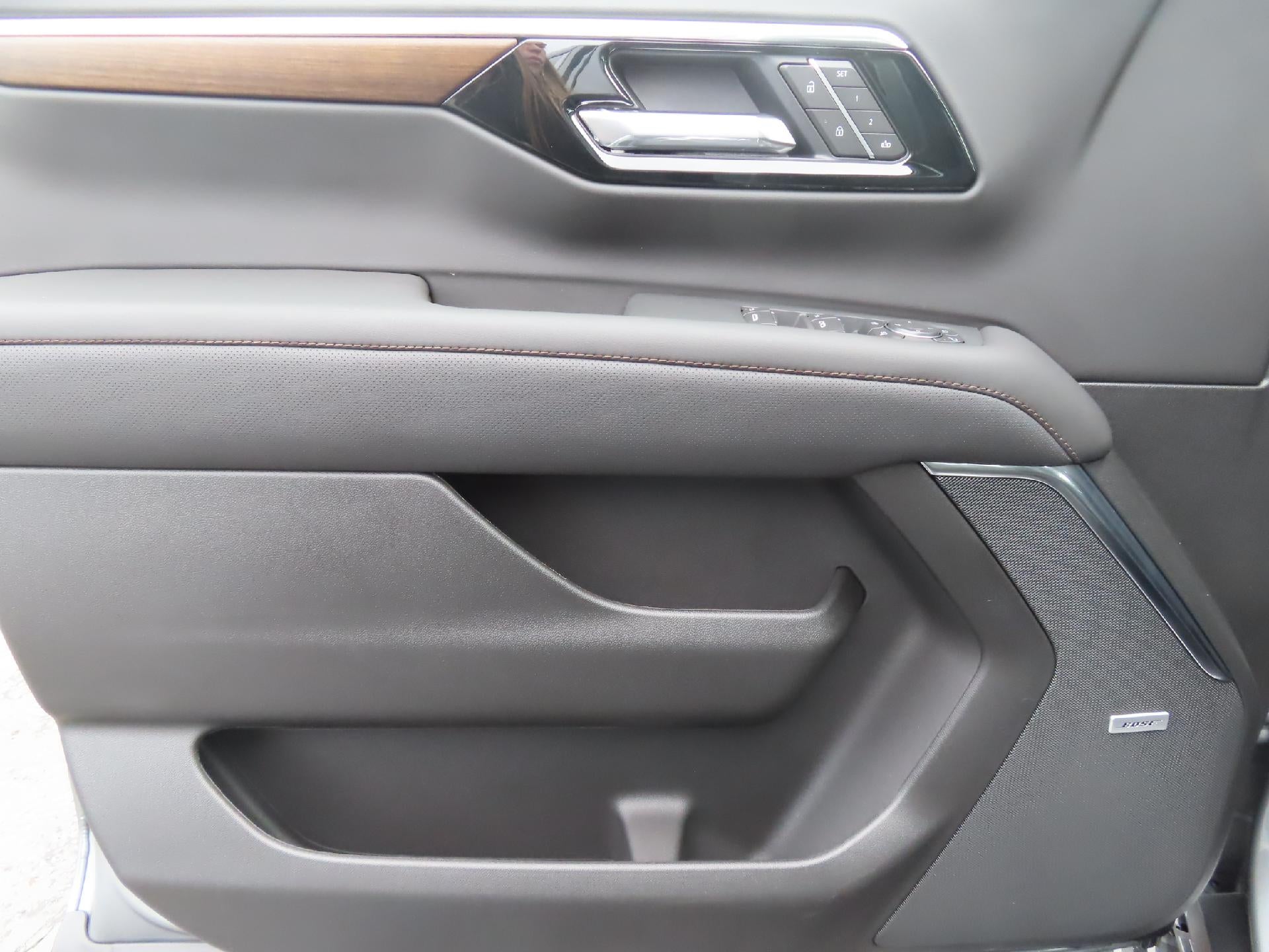 2026 Chevrolet Tahoe HIGH COUNTRY 4WD