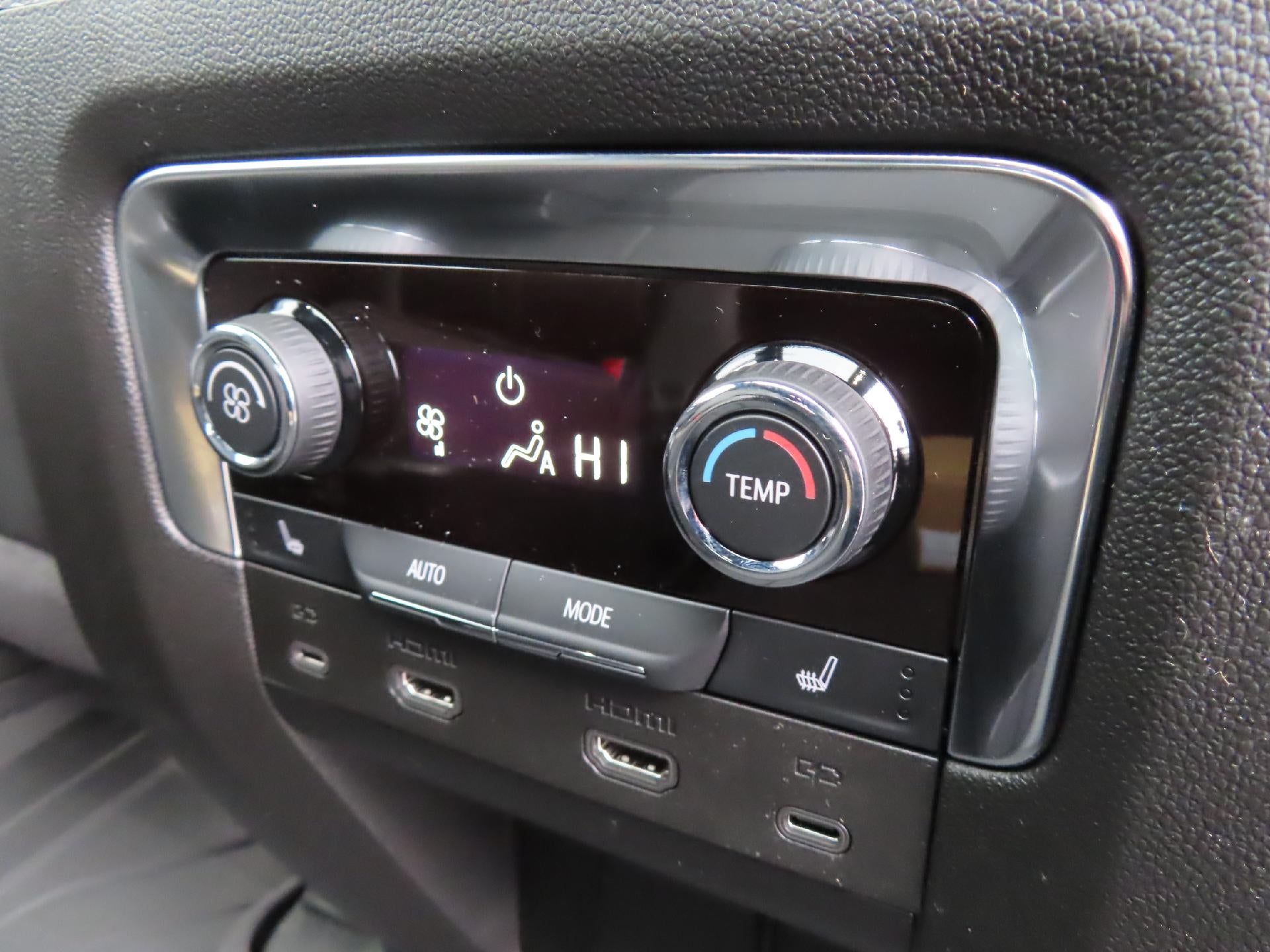 2026 Chevrolet Tahoe HIGH COUNTRY 4WD