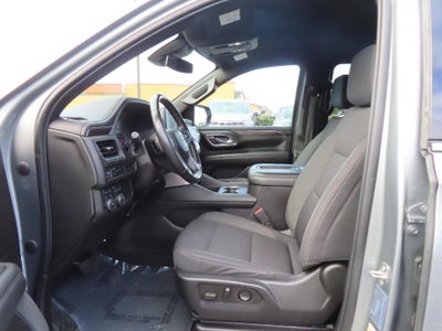 2023 Chevrolet Suburban LS