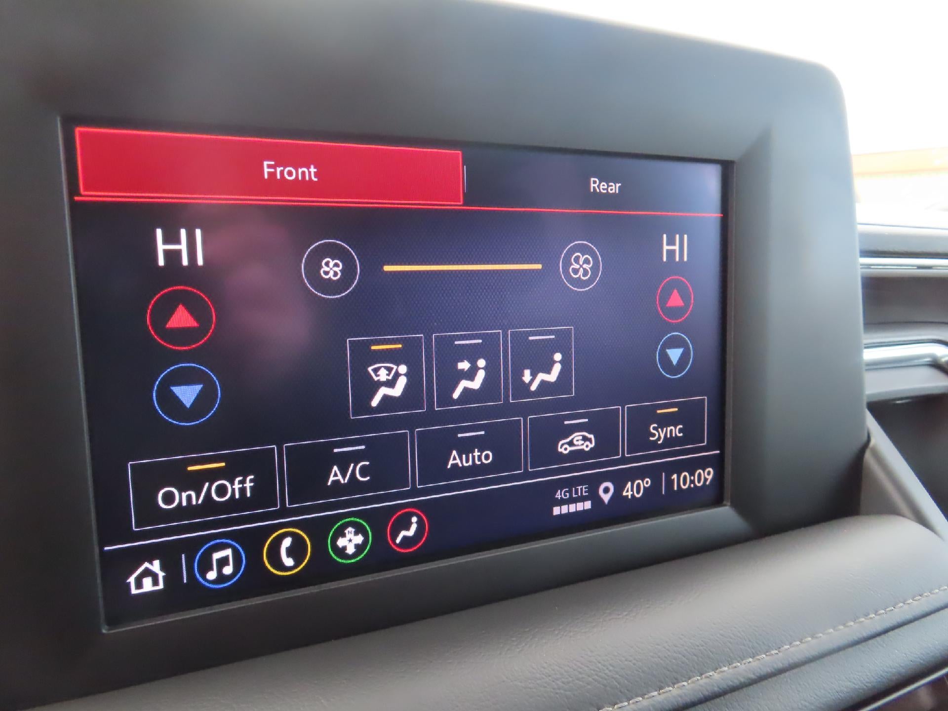 2023 Chevrolet Suburban LS