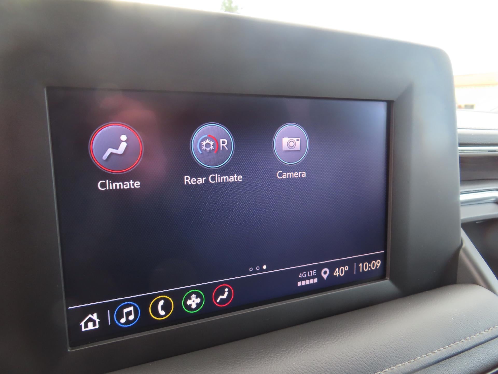 2023 Chevrolet Suburban LS