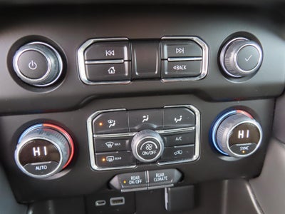 2023 Chevrolet Suburban LS