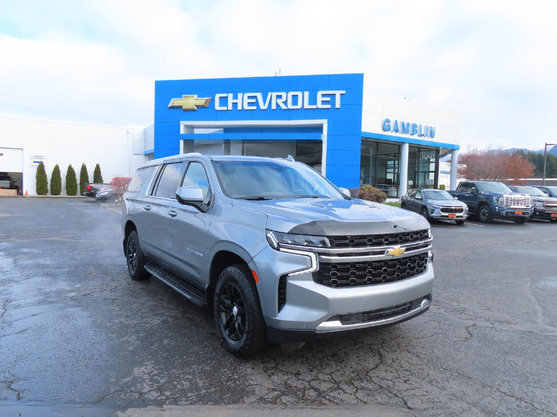 2023 Chevrolet Suburban LS