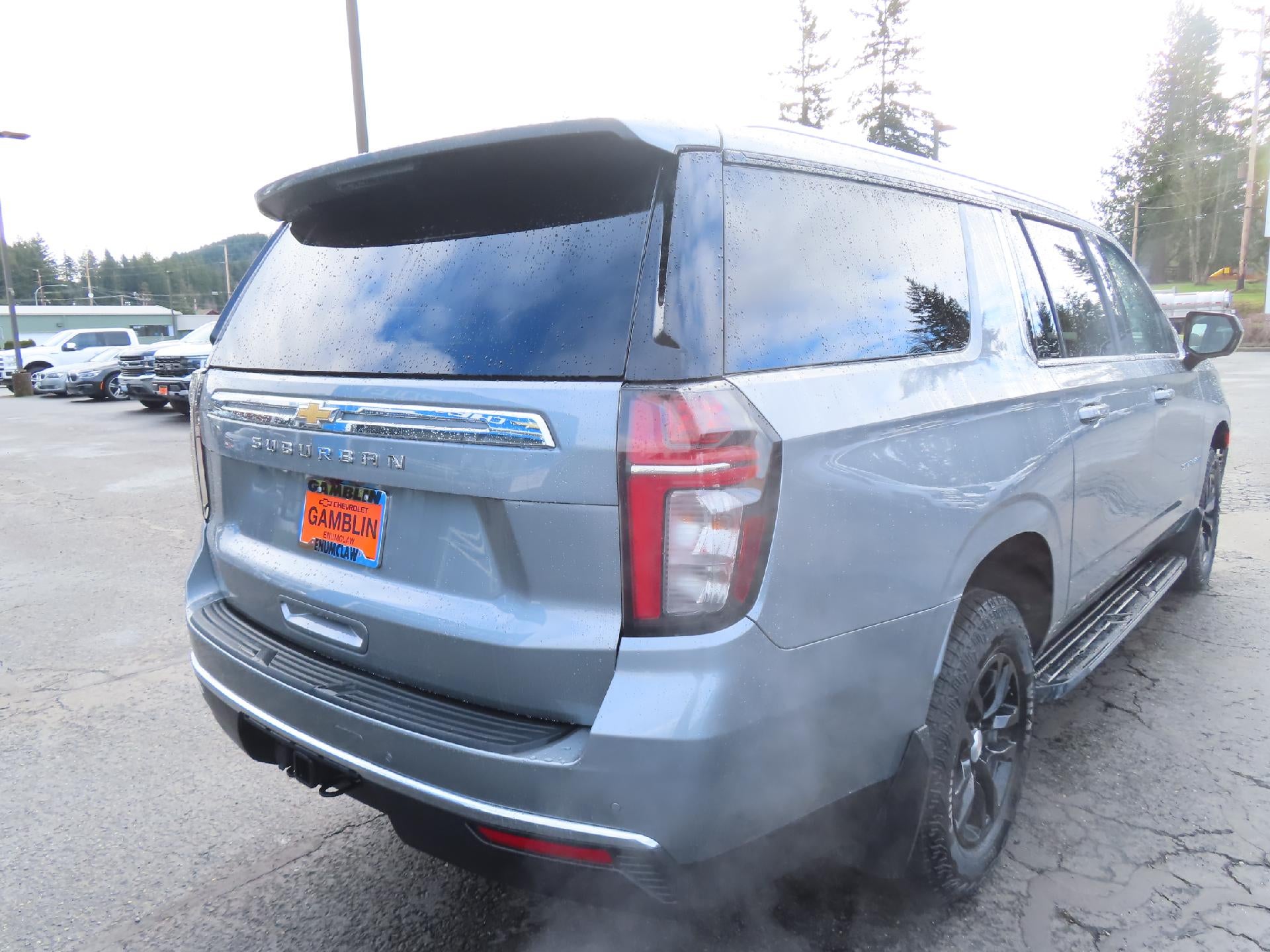 2023 Chevrolet Suburban LS