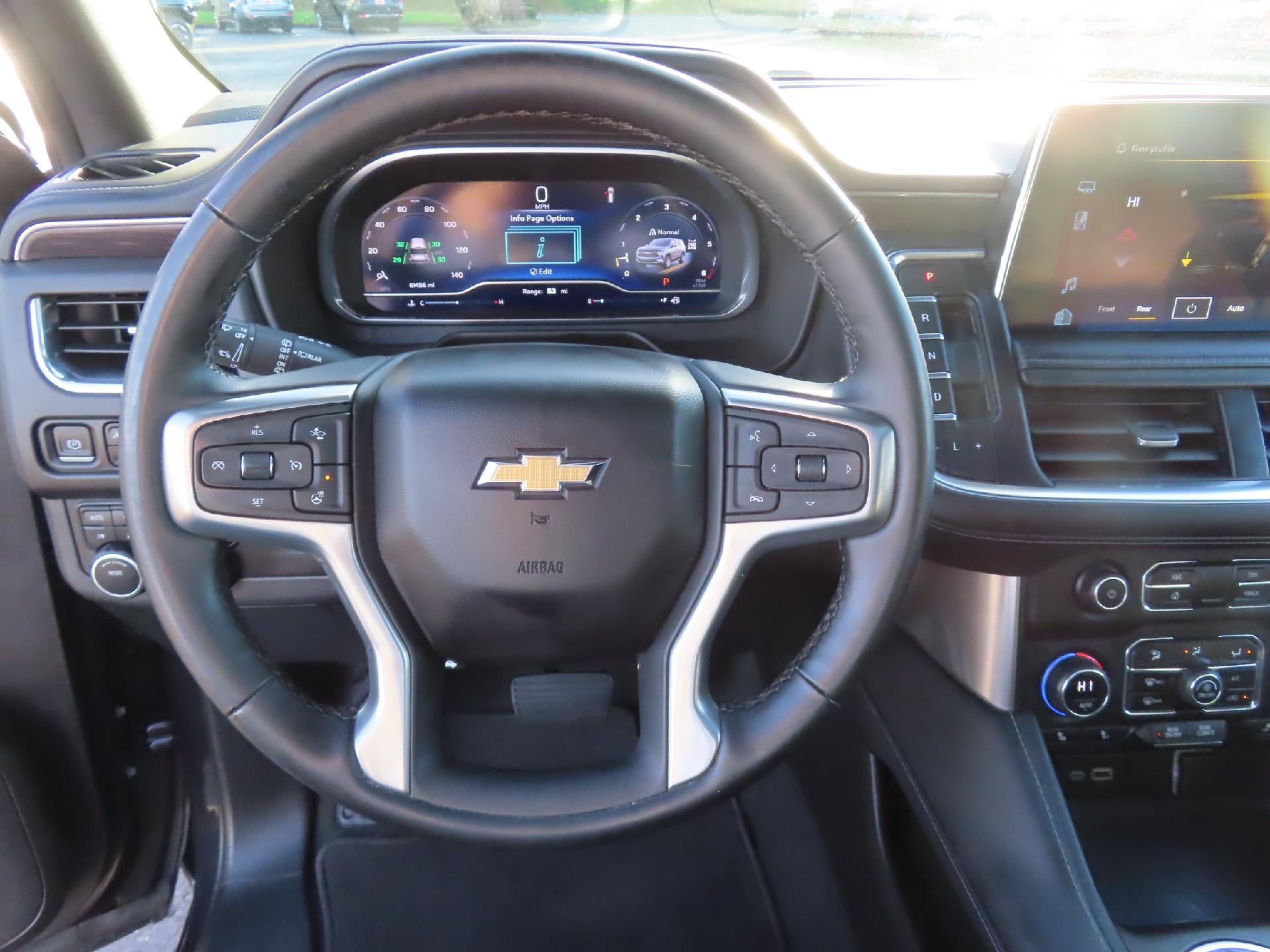 2023 Chevrolet Suburban LT