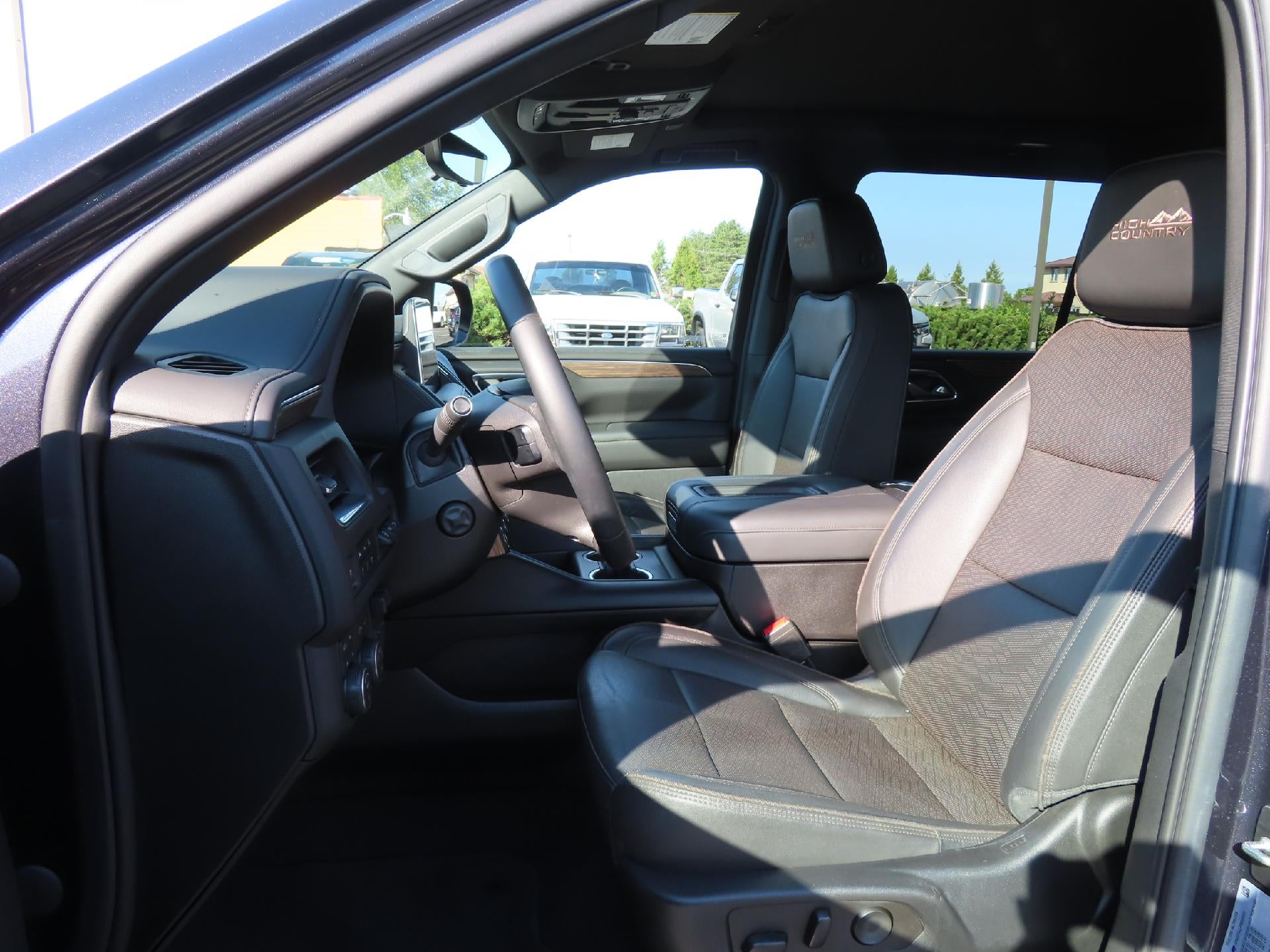 2023 Chevrolet Suburban High Country