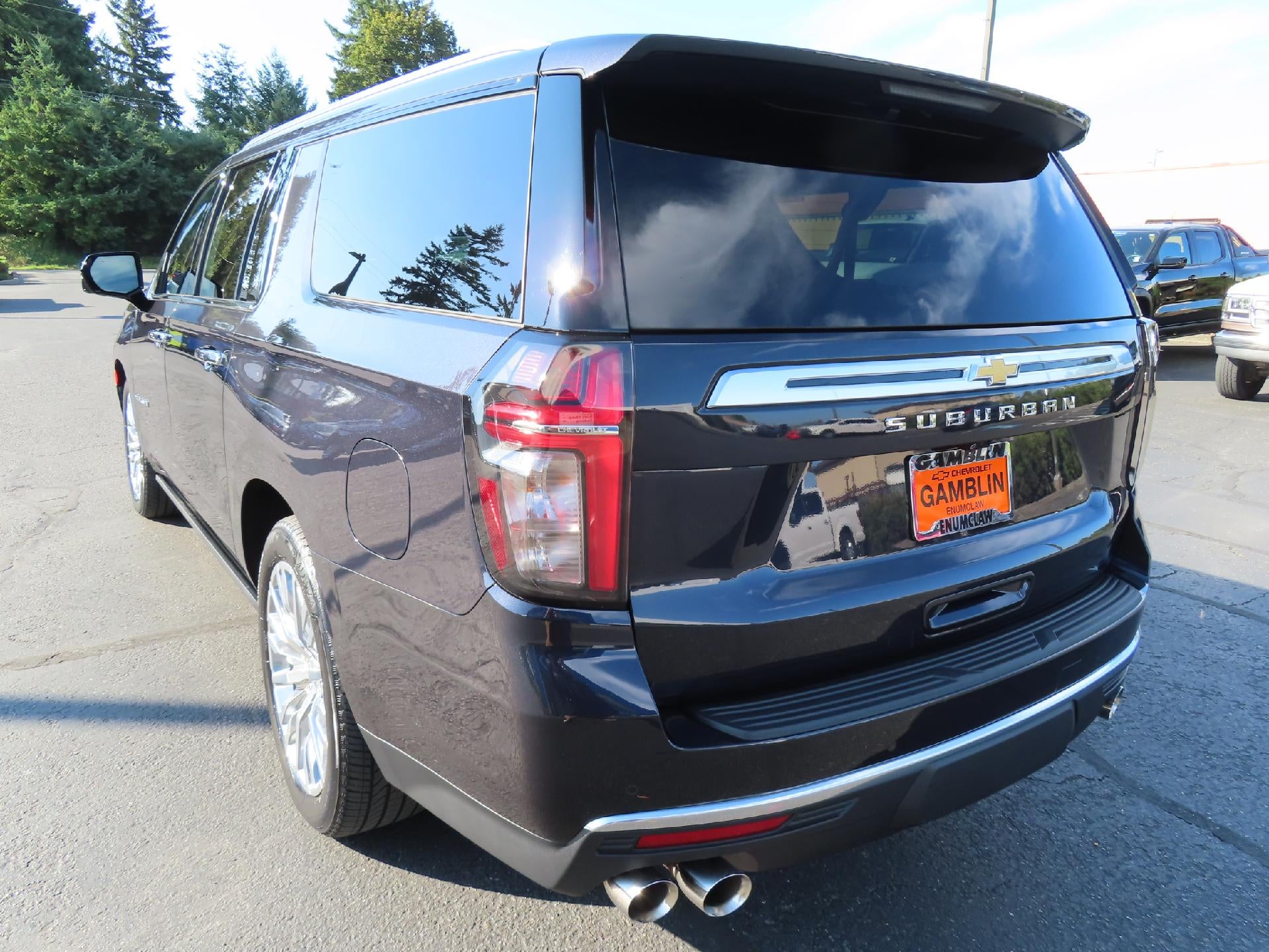 2023 Chevrolet Suburban High Country
