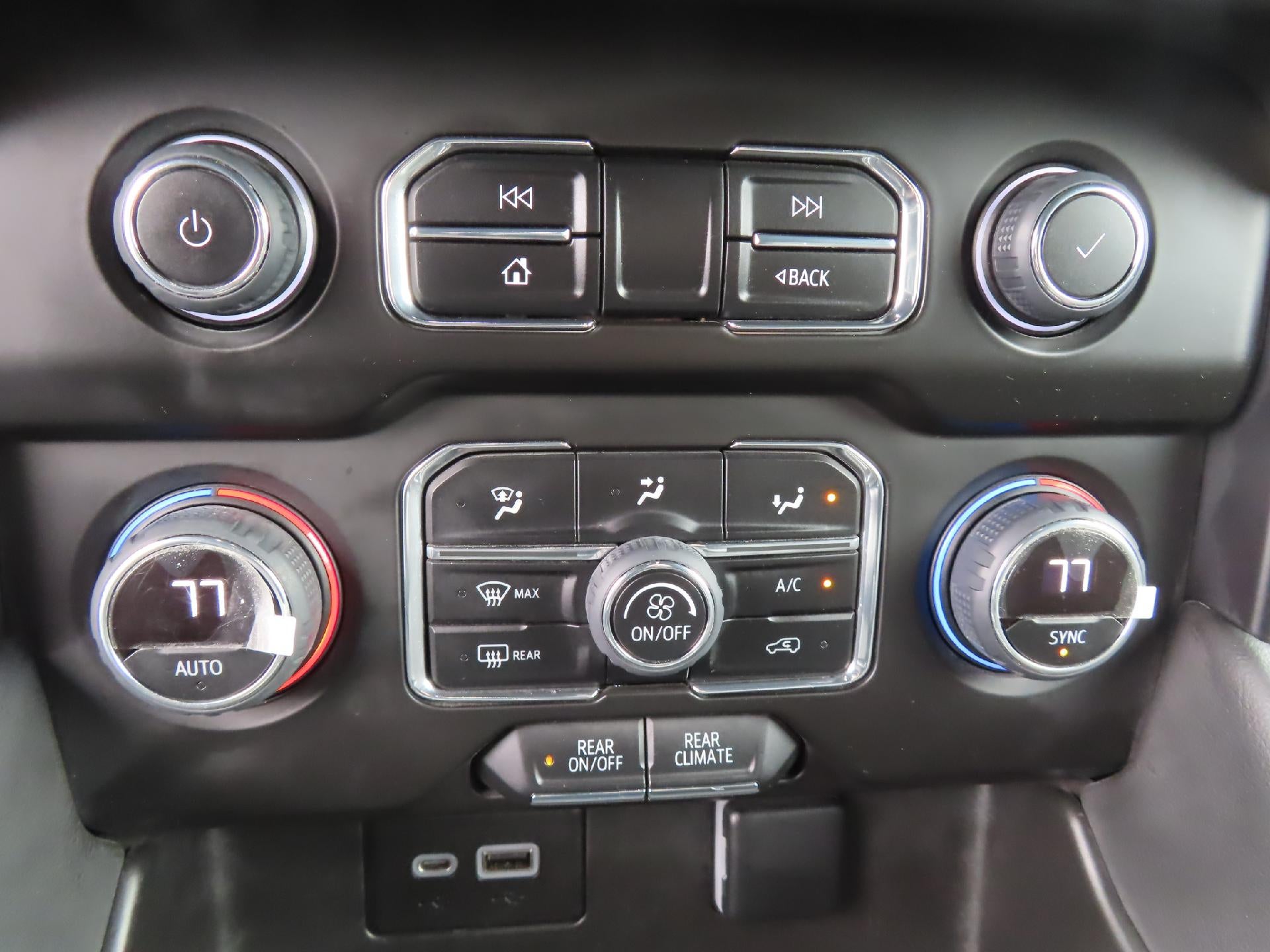2023 Chevrolet Tahoe LS