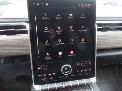 2025 GMC Sierra EV Denali