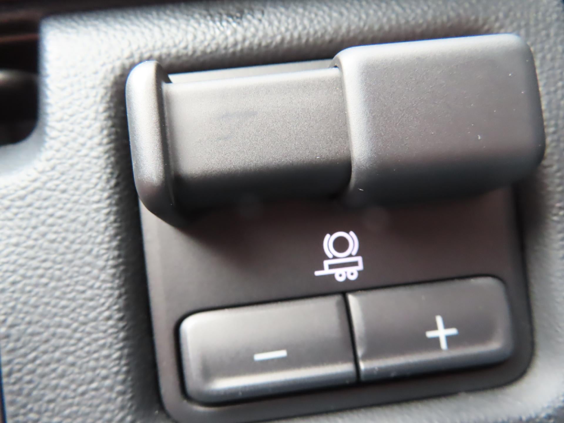 2025 GMC Sierra EV Denali - Photo 35
