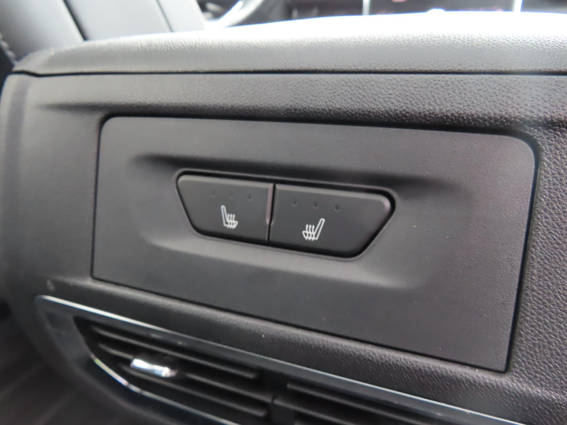 2025 GMC Sierra EV Denali - Photo 39