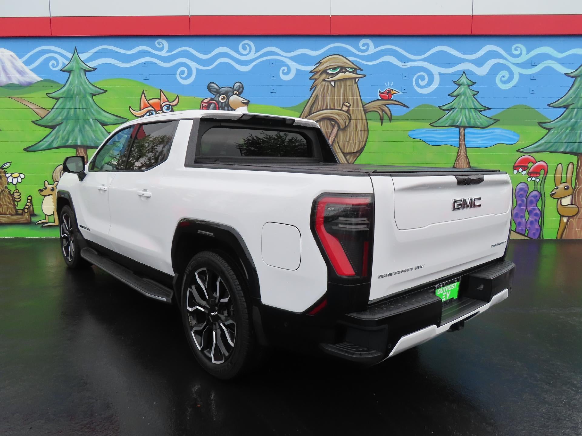 2025 GMC Sierra EV Denali - Photo 8