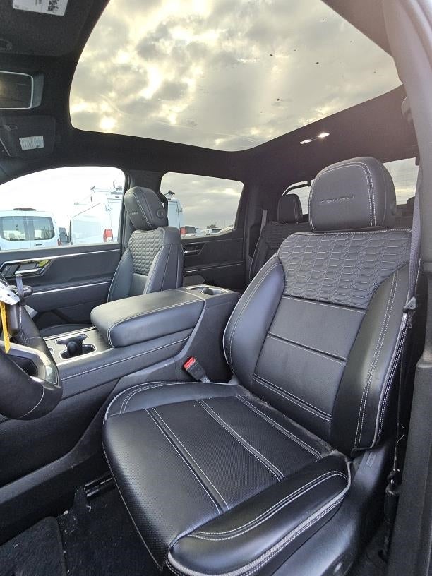 2024 GMC Sierra EV Denali Edition 1