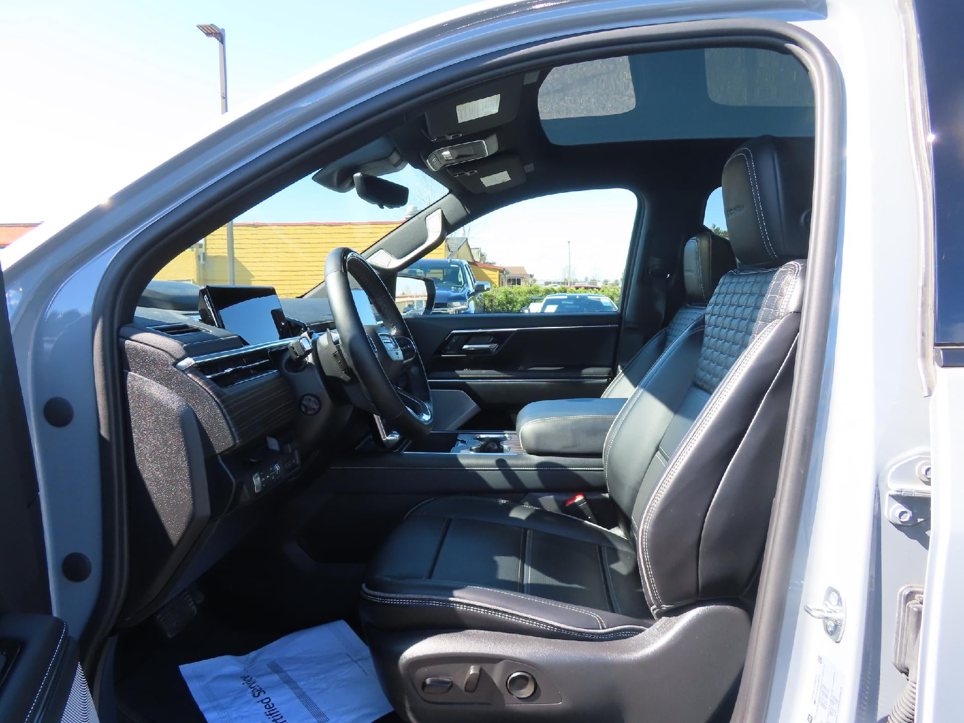 2025 GMC Sierra EV Denali