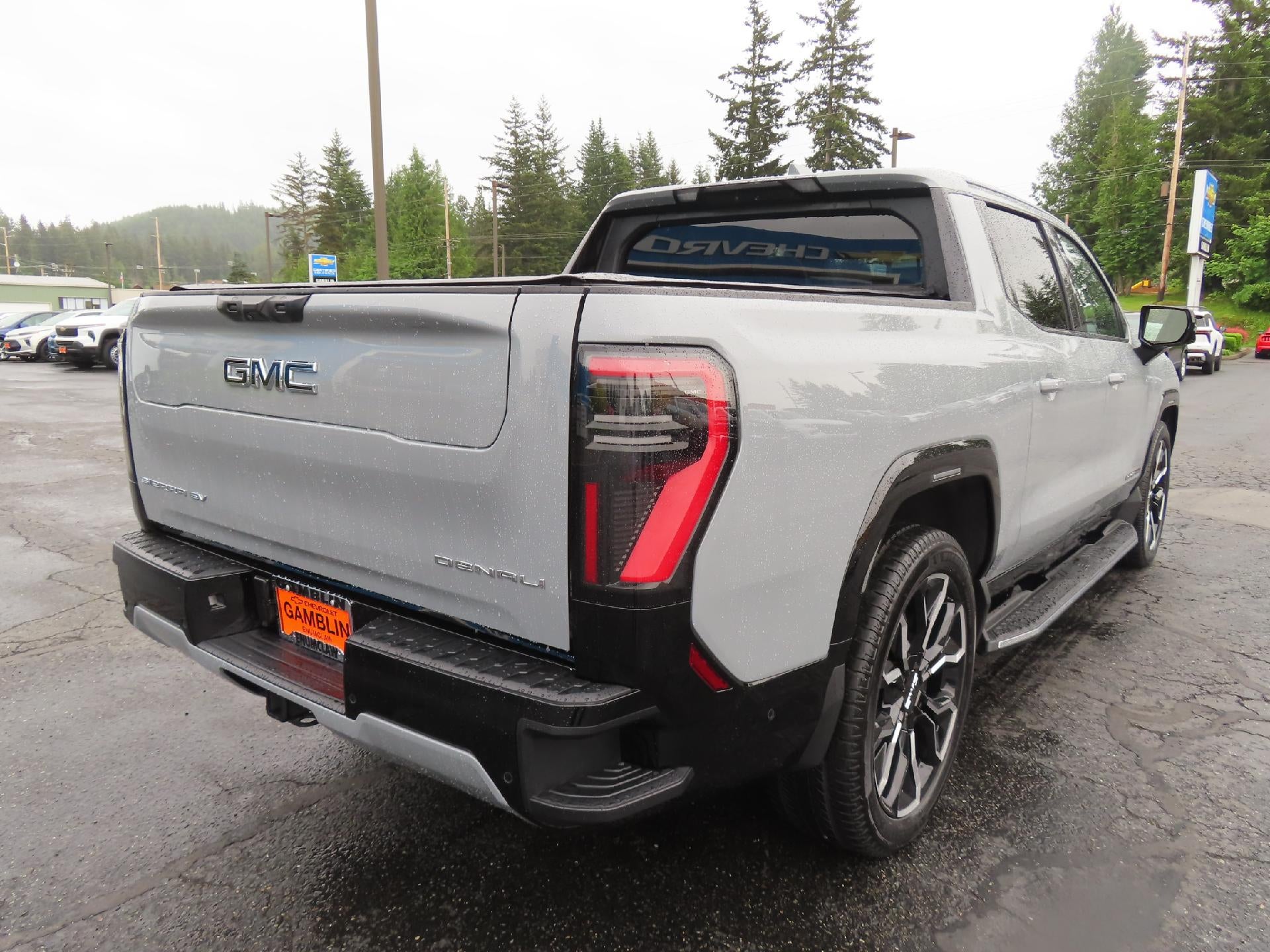 2025 GMC Sierra EV Denali
