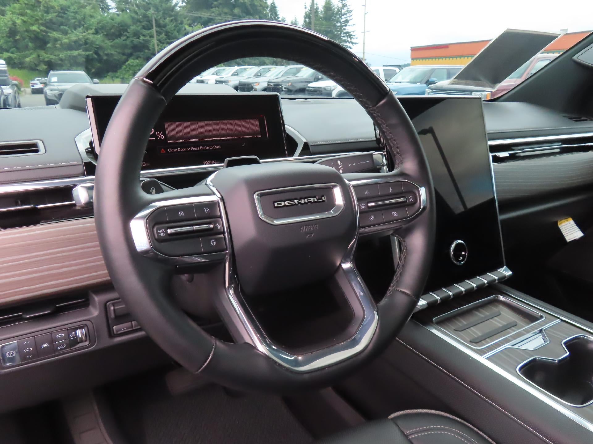 2025 GMC Sierra EV Denali