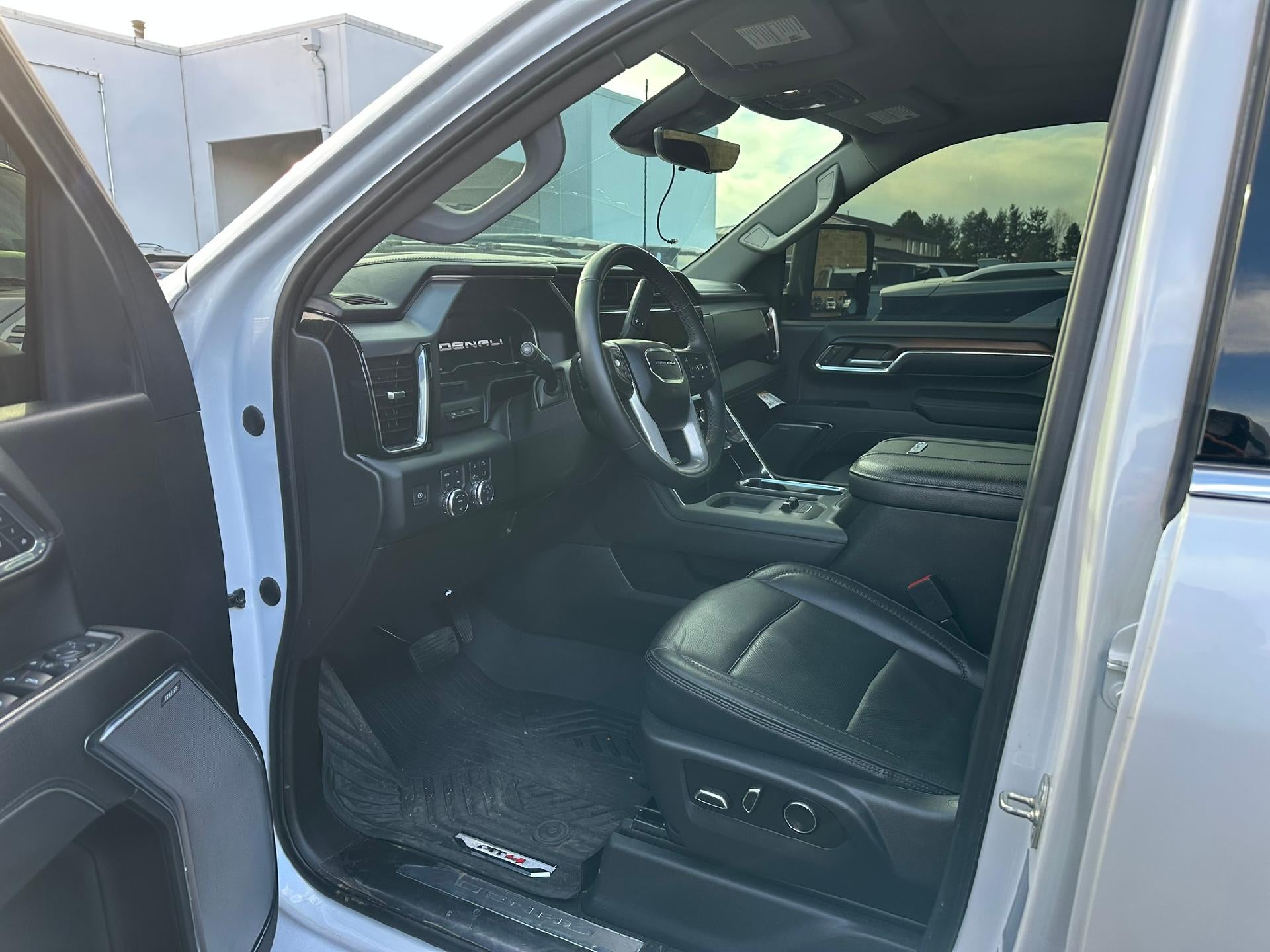 2024 GMC Sierra 2500 HD Denali