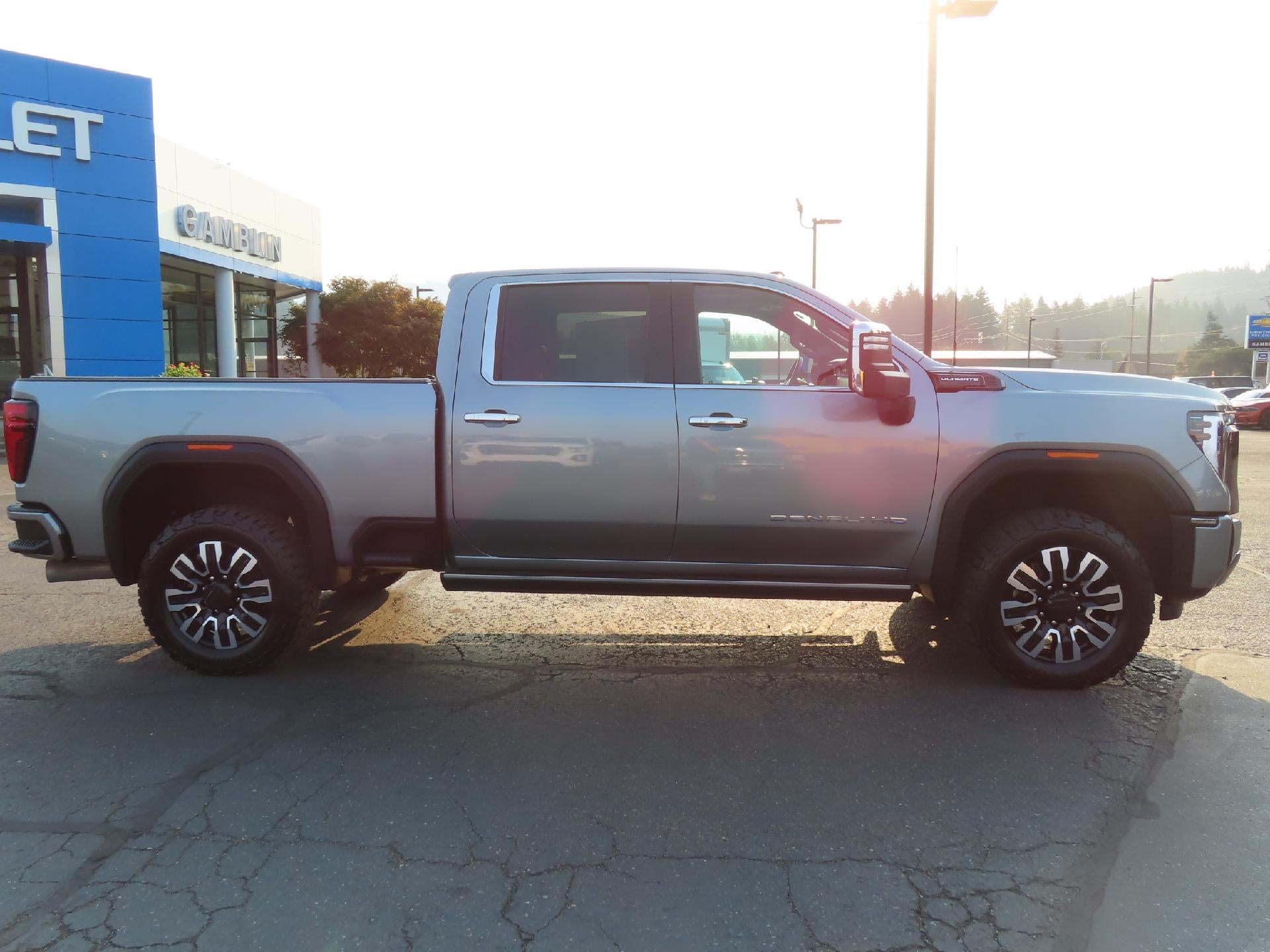 2024 GMC Sierra 3500 HD Denali Ultimate