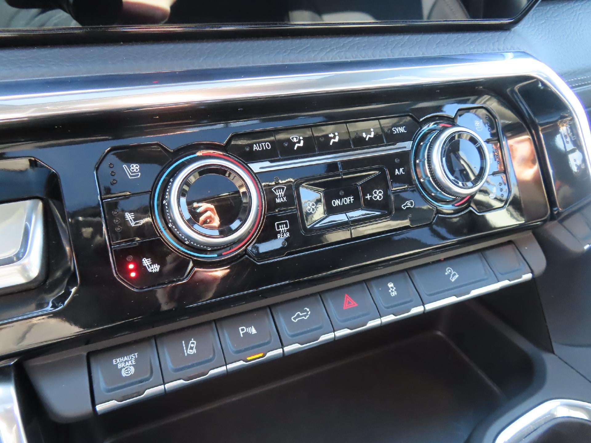 2025 GMC Sierra 3500 HD Denali