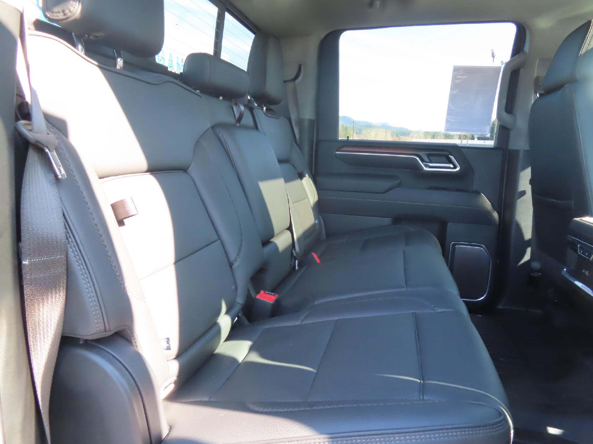 2025 GMC Sierra 3500 HD Denali