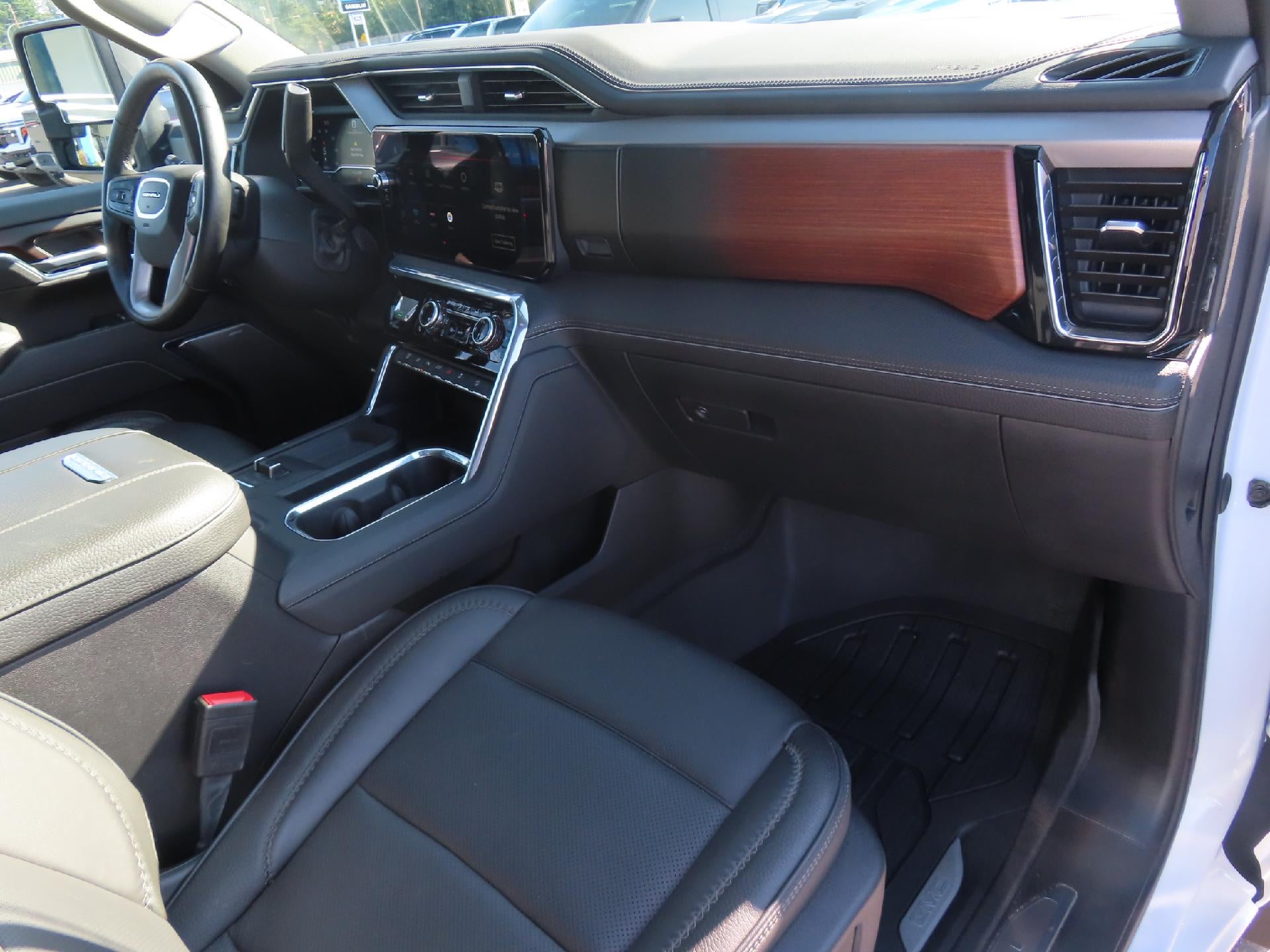 2025 GMC Sierra 3500 HD Denali