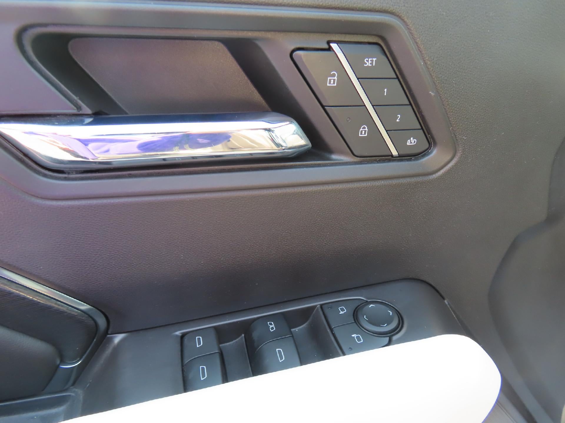 2023 GMC Canyon AT4X