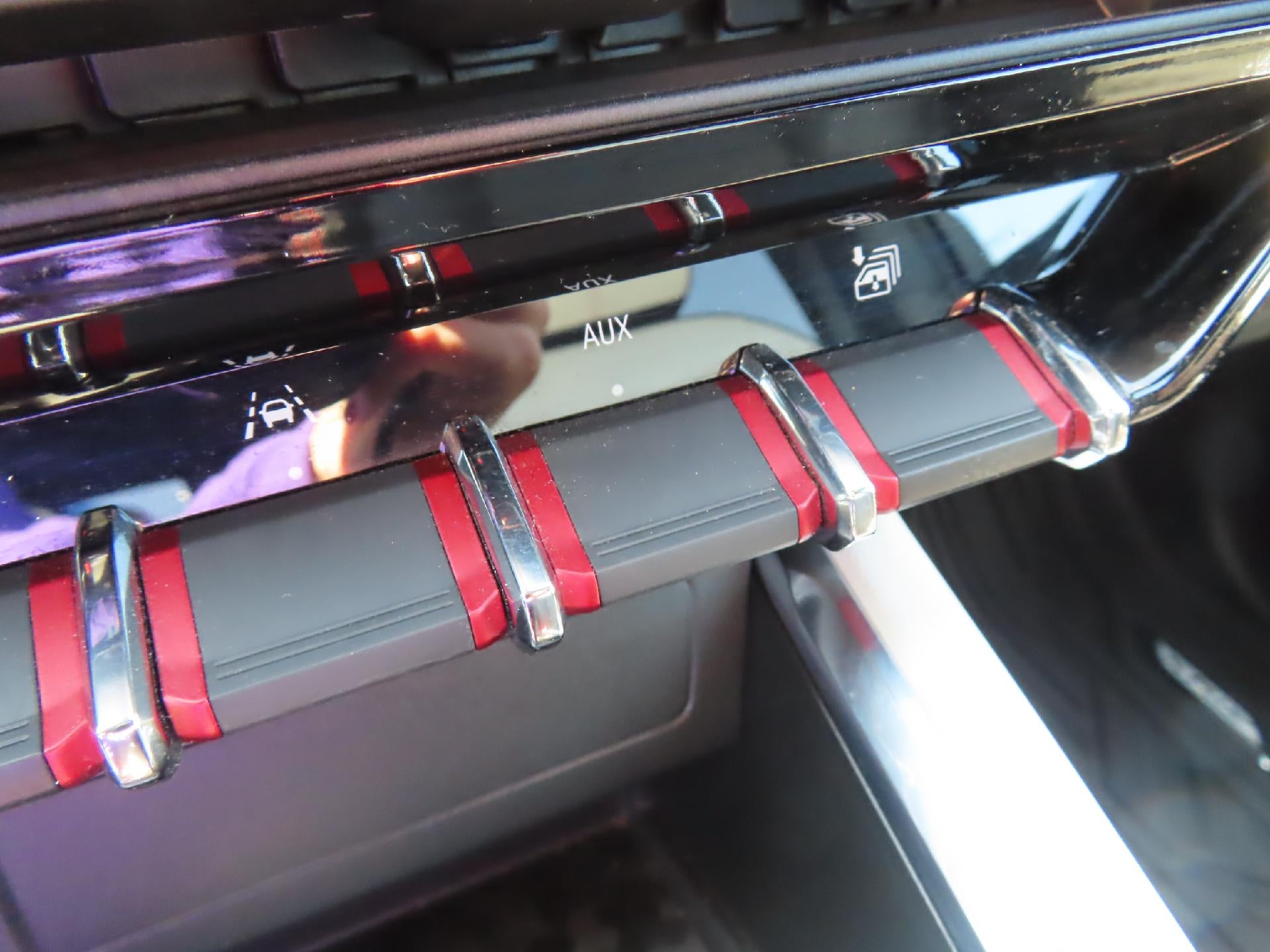 2023 GMC Canyon AT4X