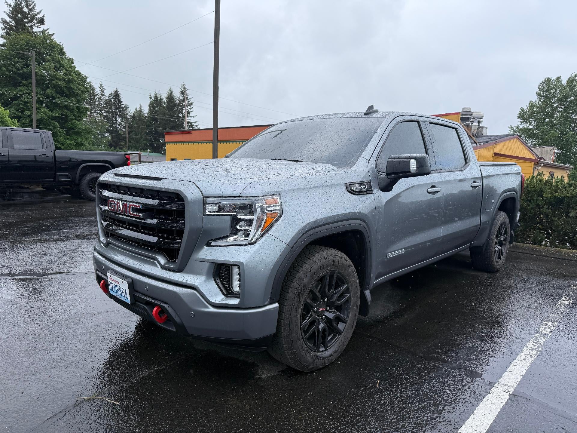 2021 GMC Sierra Elevation 4WD Crew Cab Short Box's photo