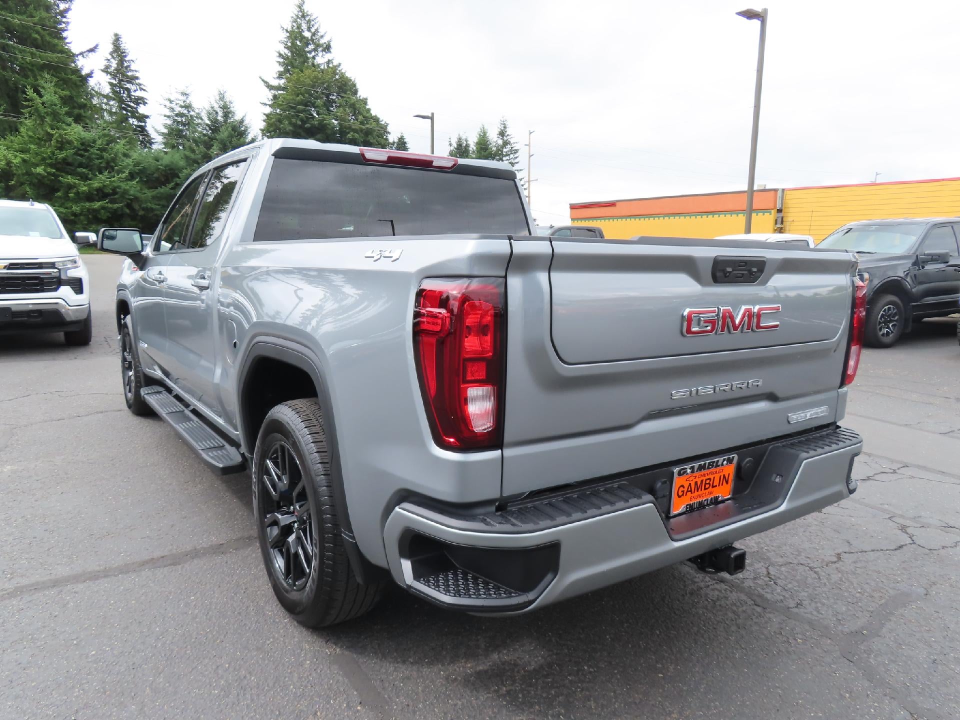 2024 GMC Sierra 1500 Elevation