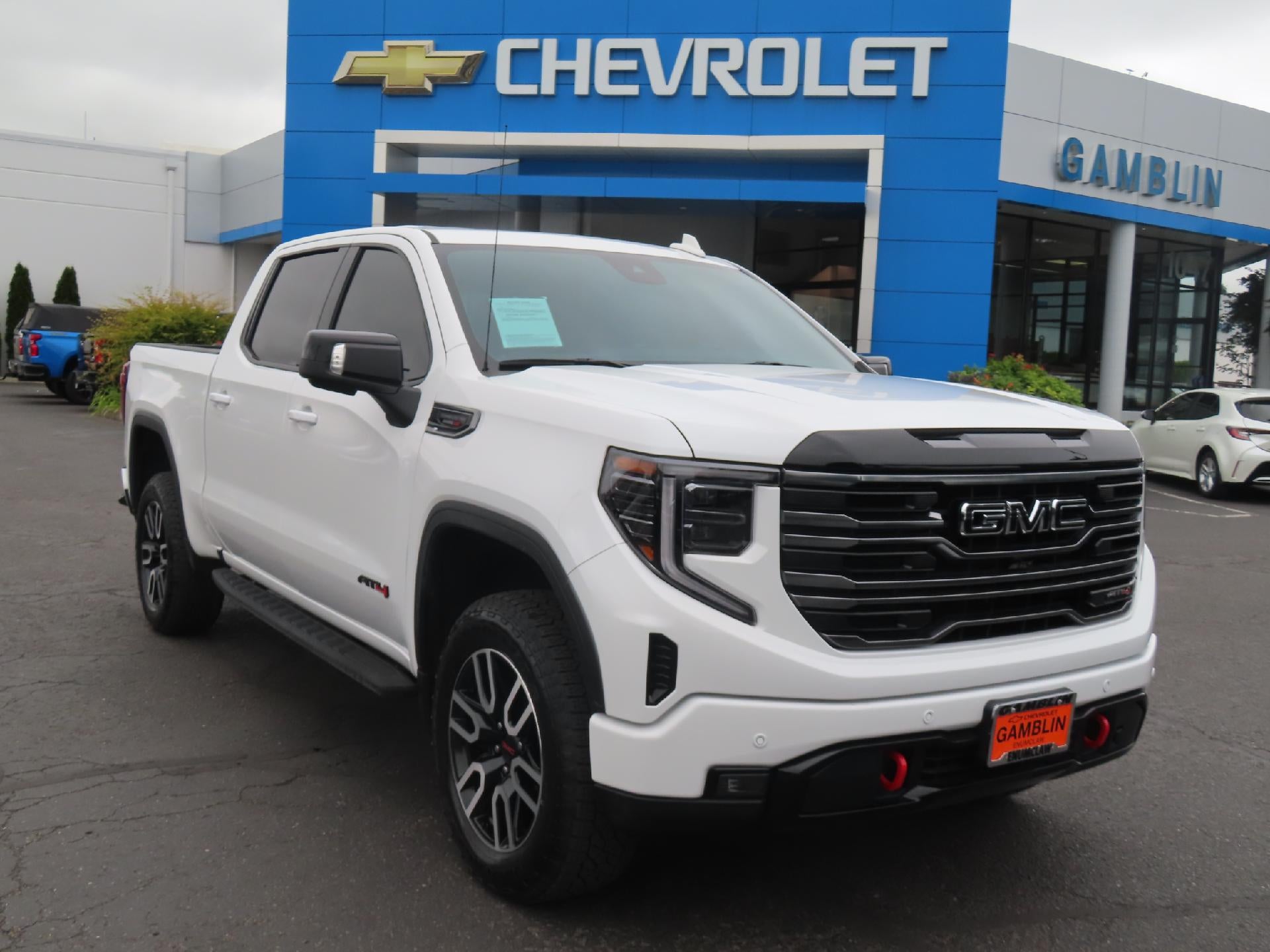 2025 GMC Sierra 1500 AT4