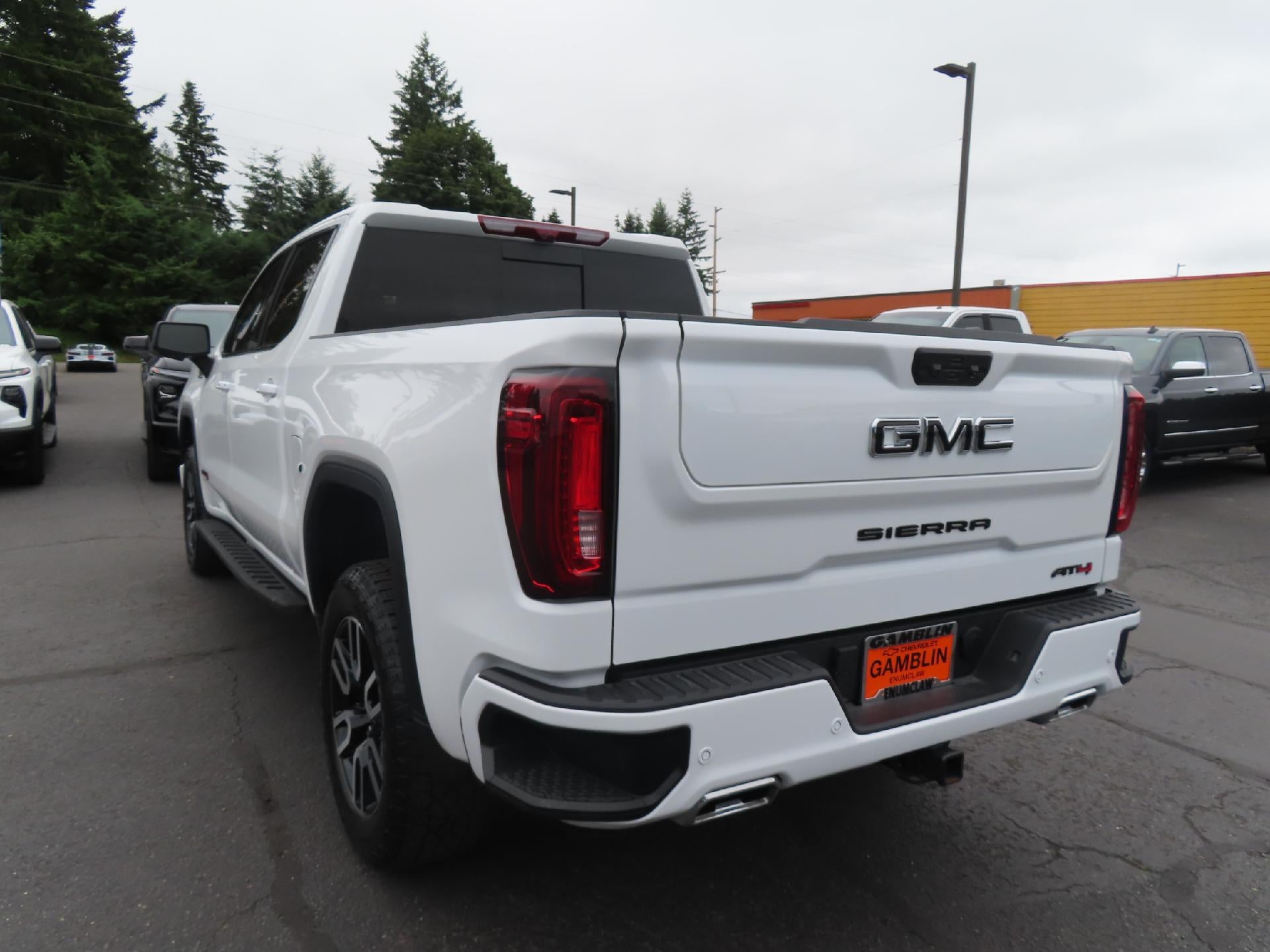 2025 GMC Sierra 1500 AT4