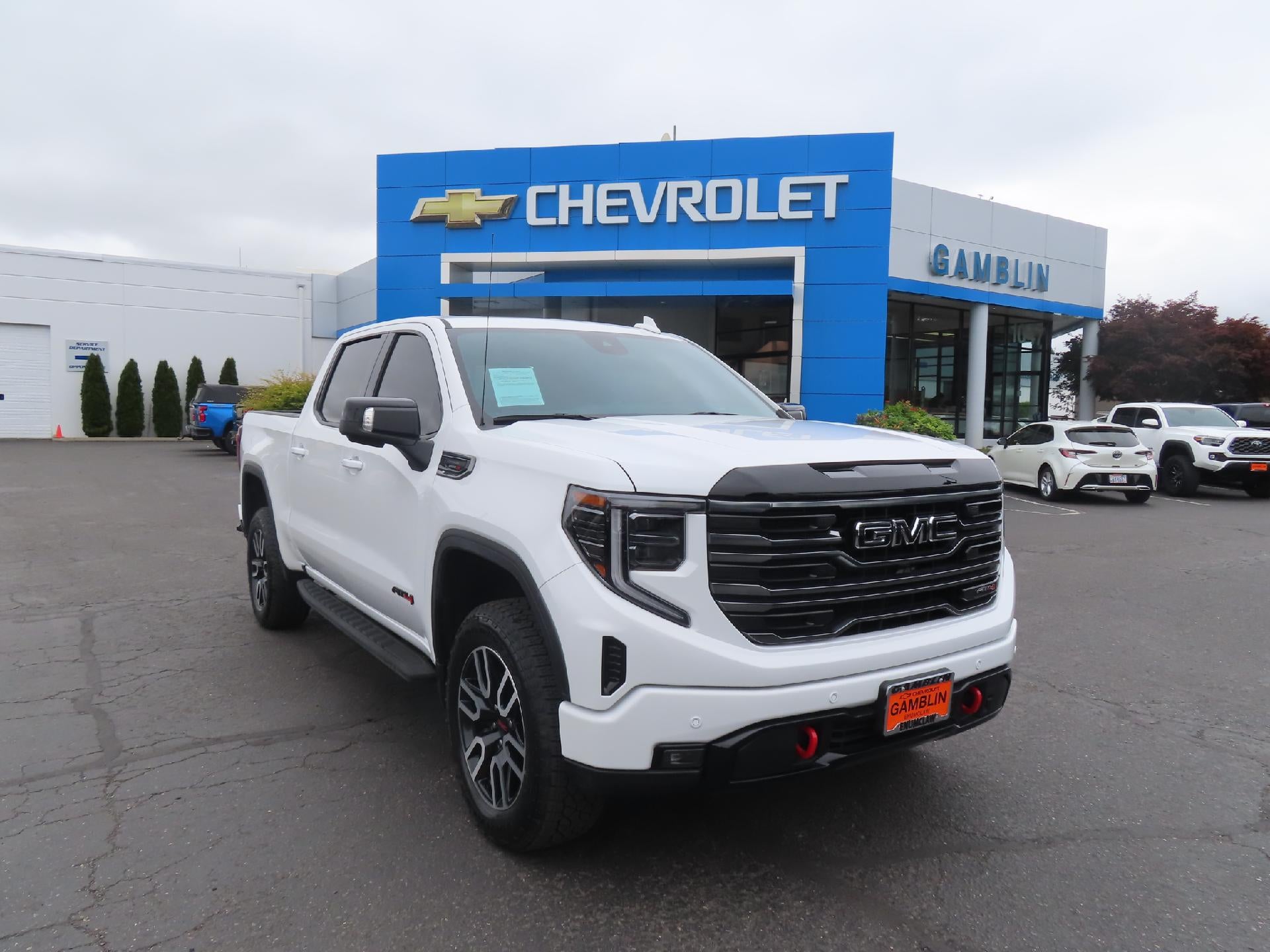 2025 GMC Sierra 1500 AT4