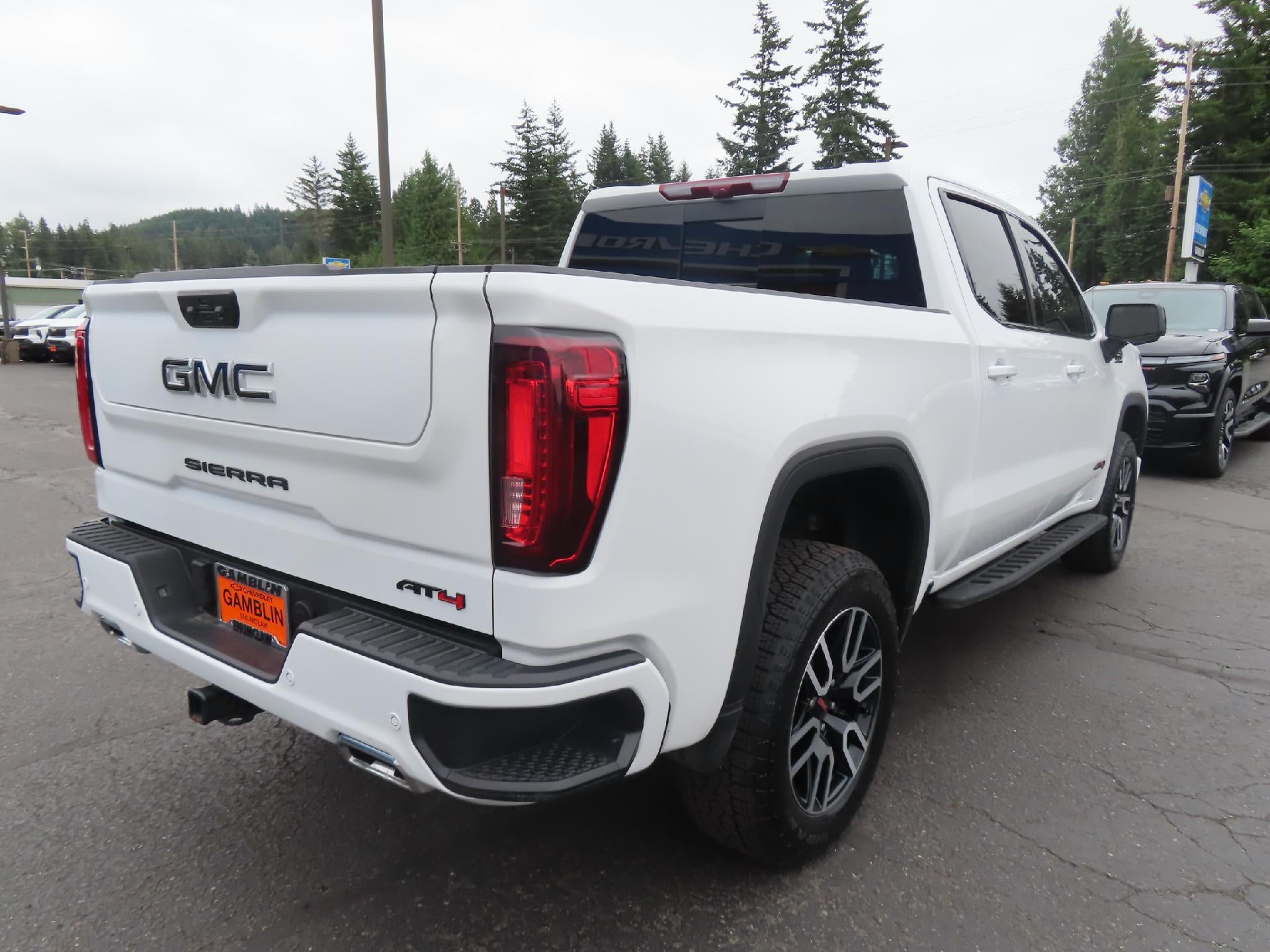 2025 GMC Sierra 1500 AT4