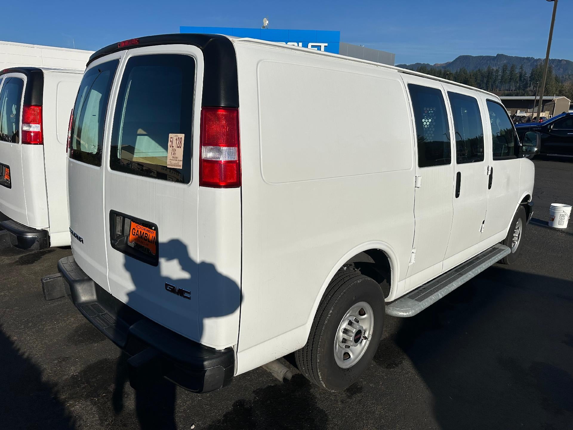 2024 GMC Savana Cargo 2500 Work Van