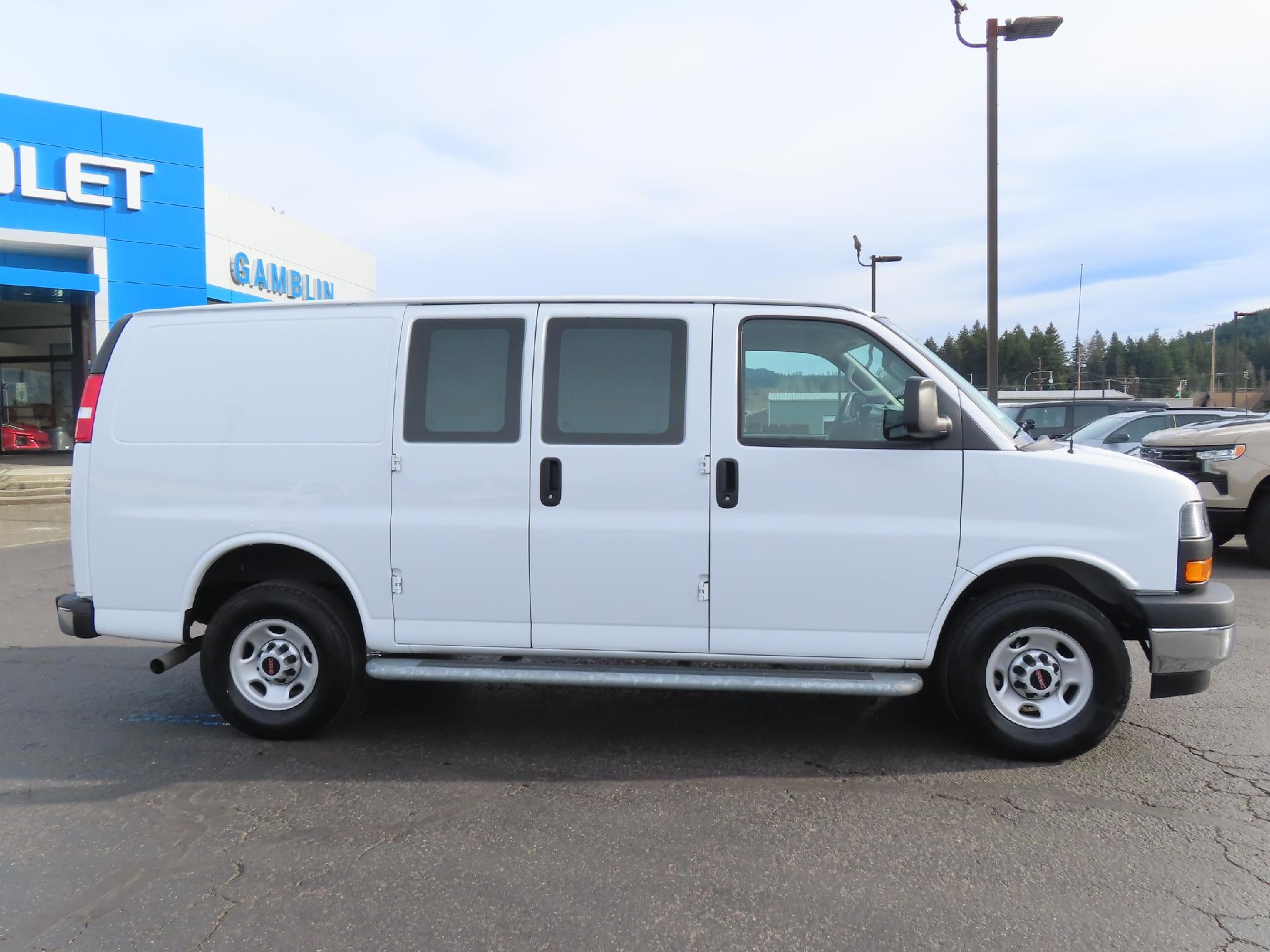 2024 GMC Savana Cargo 2500 Work Van