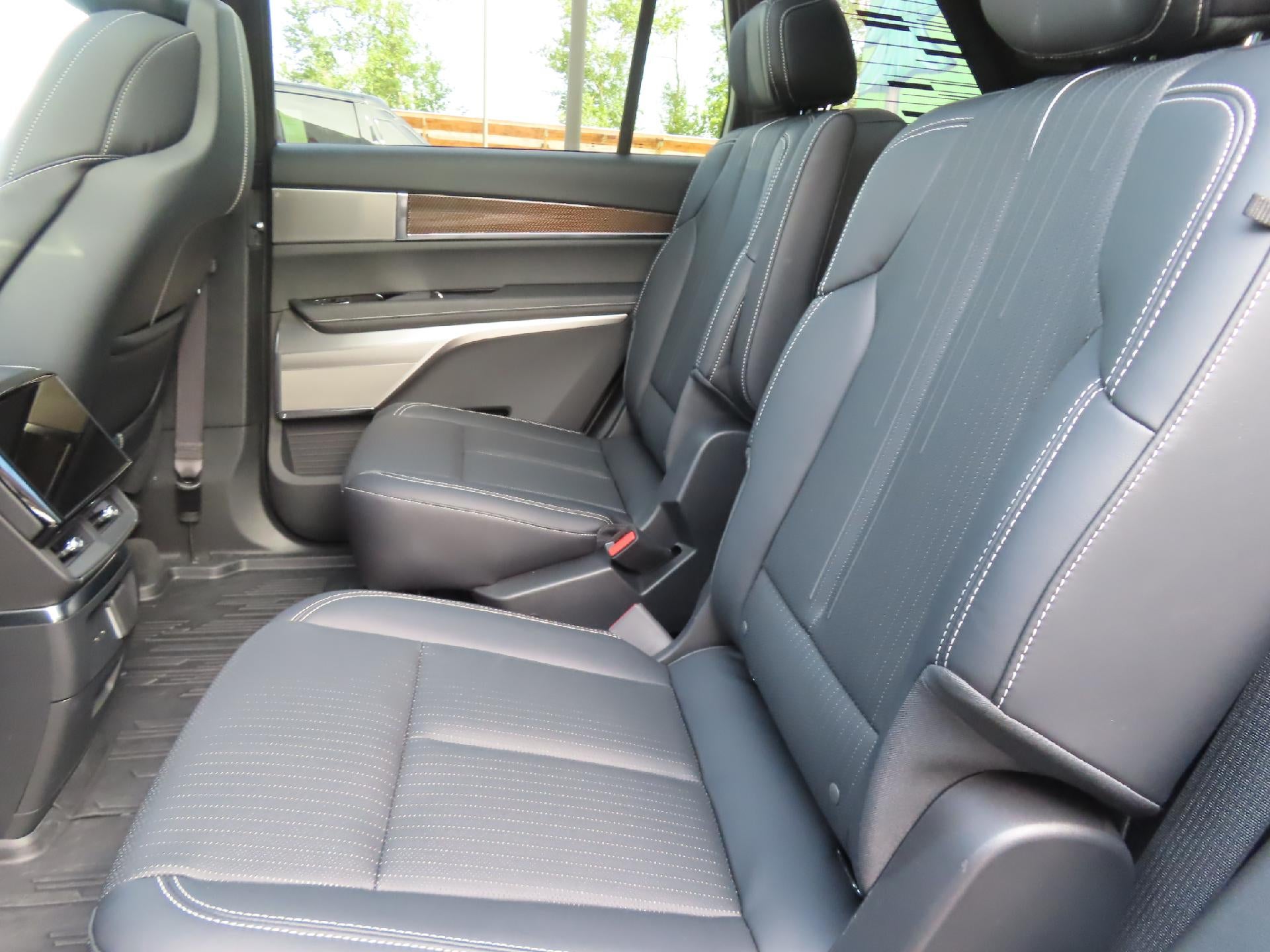 2026 Cadillac VISTIQ Sport - Photo 34