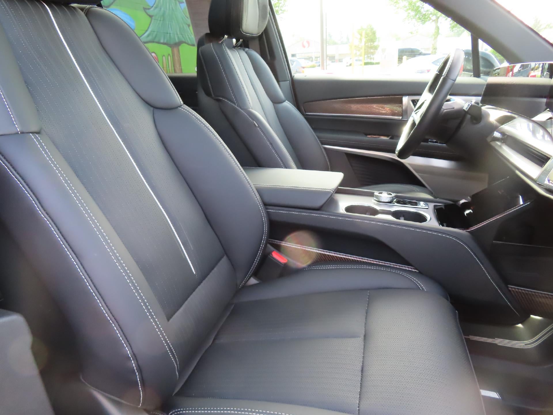2026 Cadillac VISTIQ Sport - Photo 41