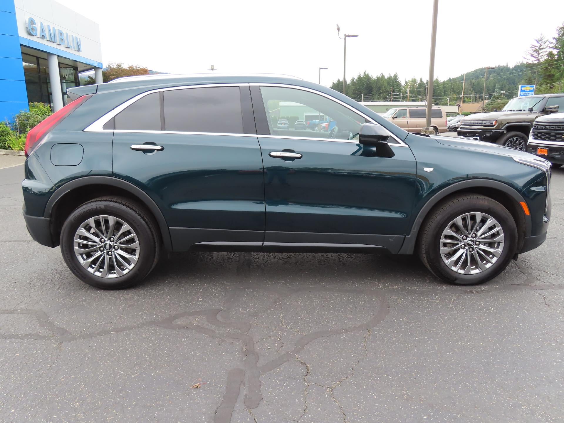 2024 Cadillac XT4 Premium Luxury