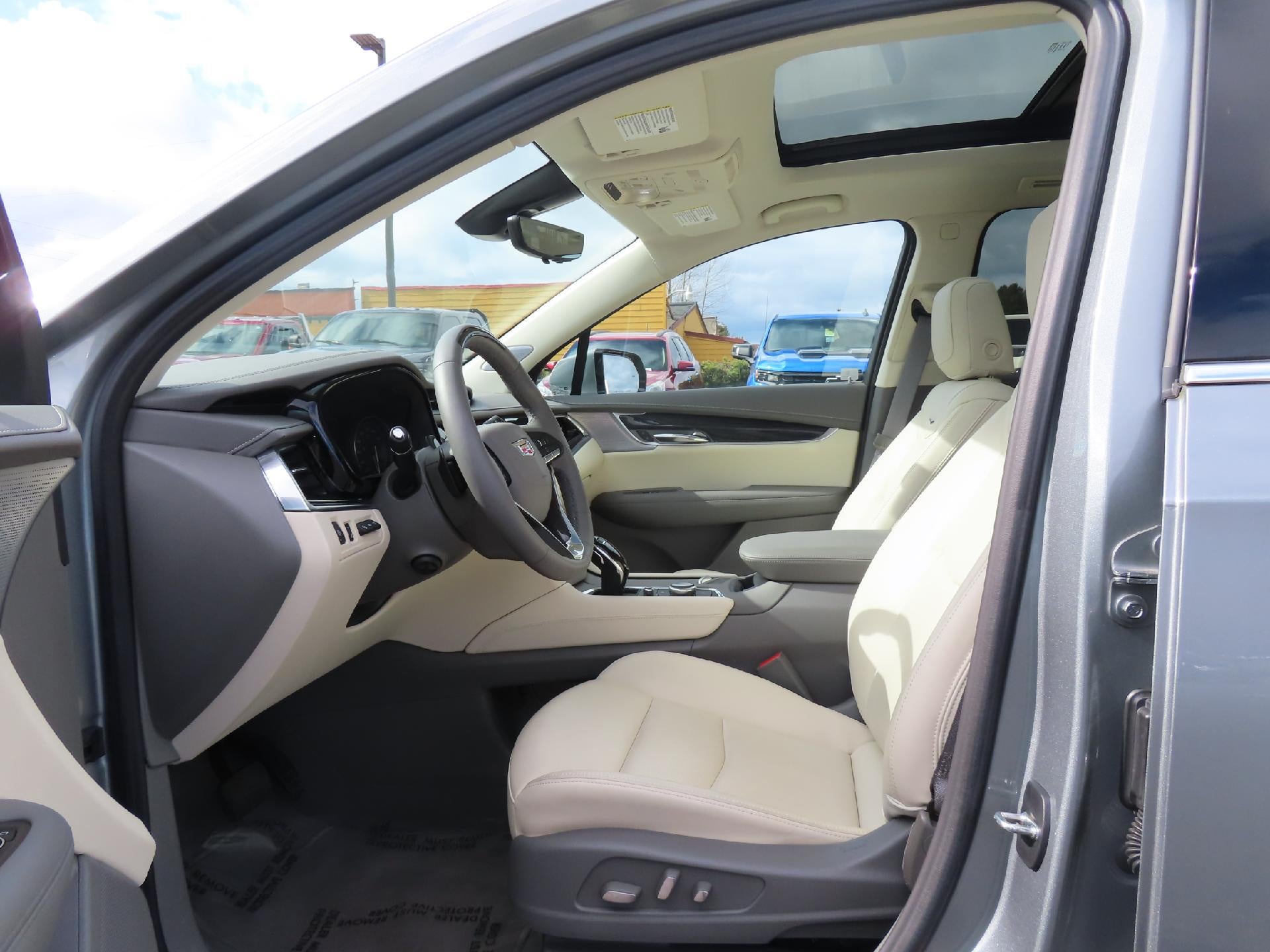 2023 Cadillac XT6 Premium Luxury