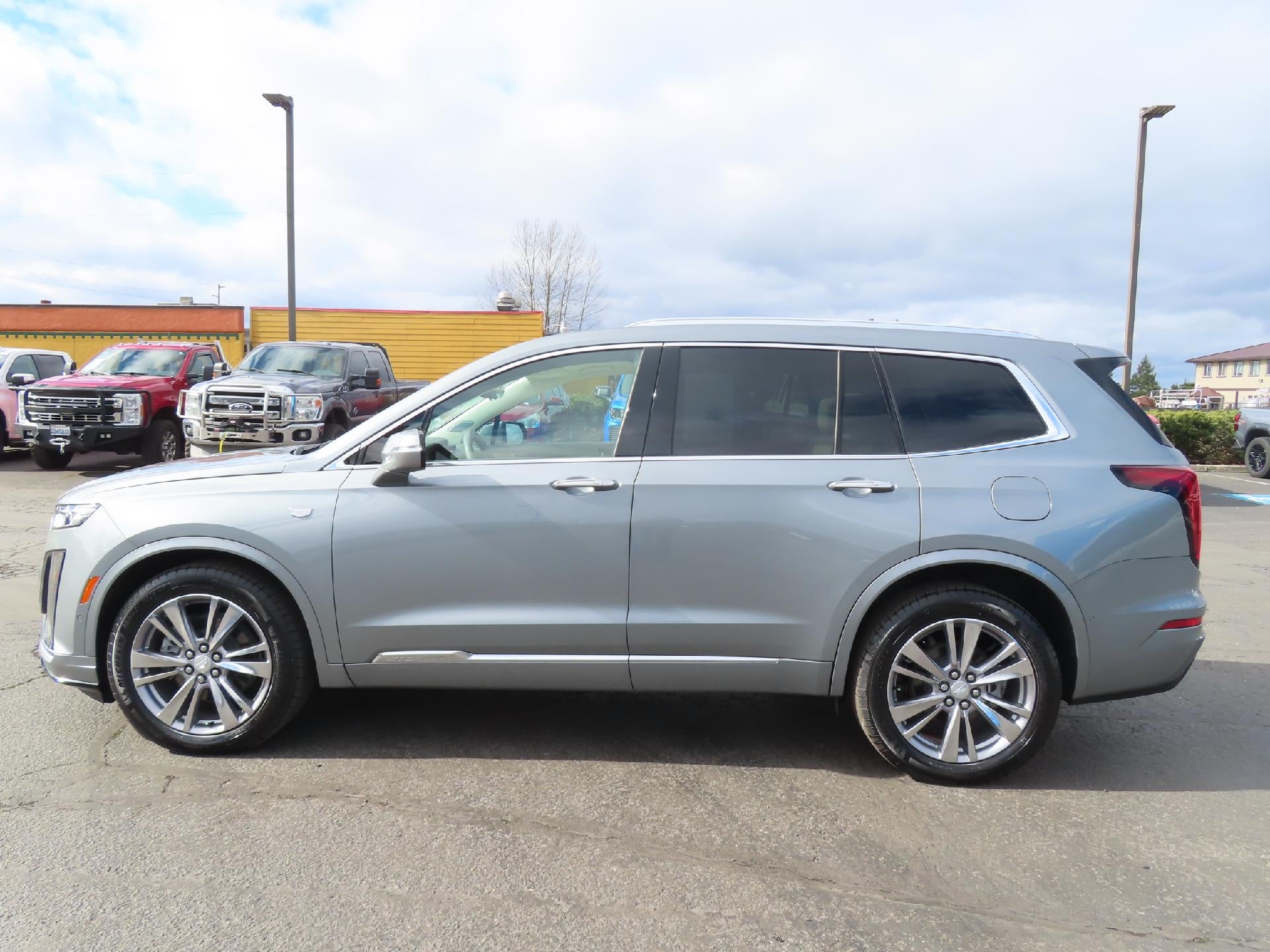 2023 Cadillac XT6 Premium Luxury