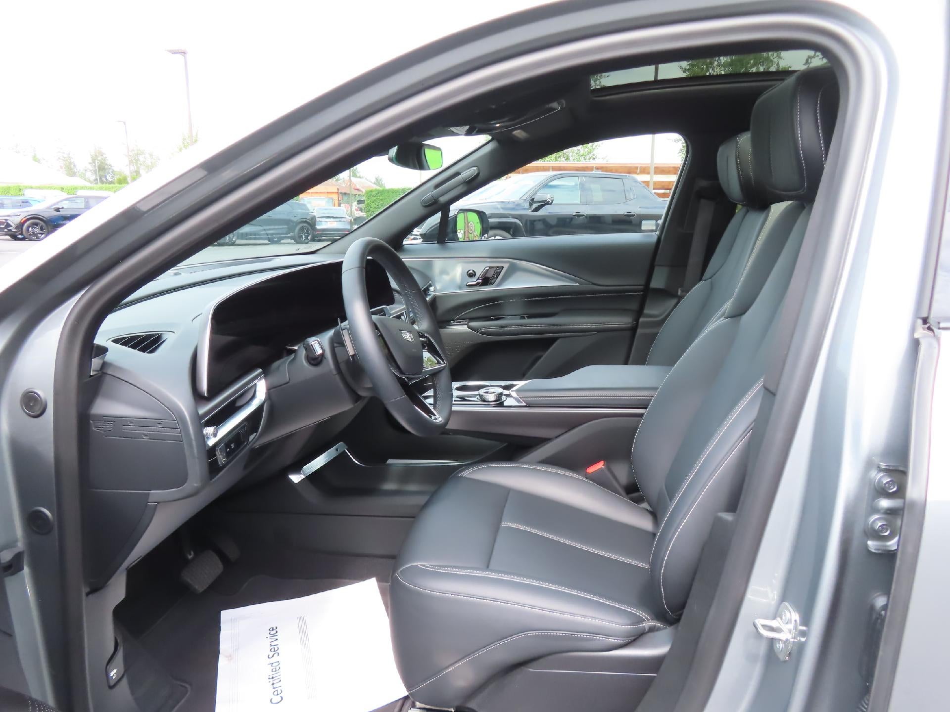 2024 Cadillac LYRIQ Tech