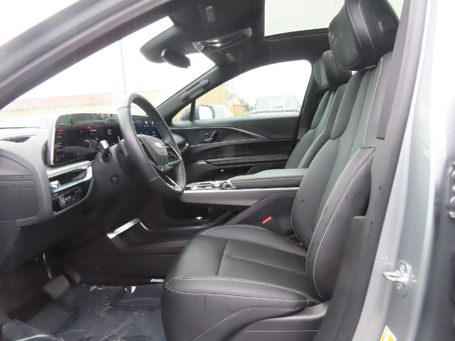 2024 Cadillac LYRIQ Luxury