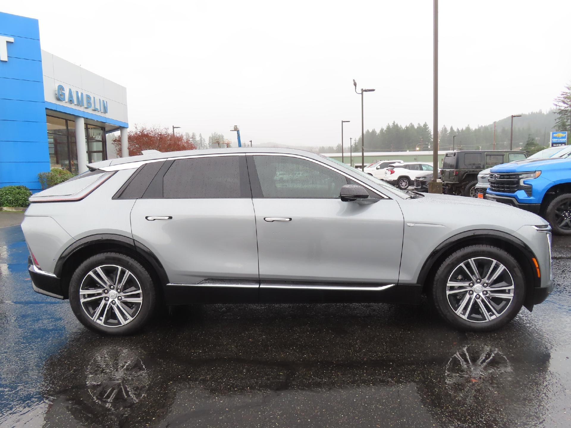 2024 Cadillac LYRIQ Luxury