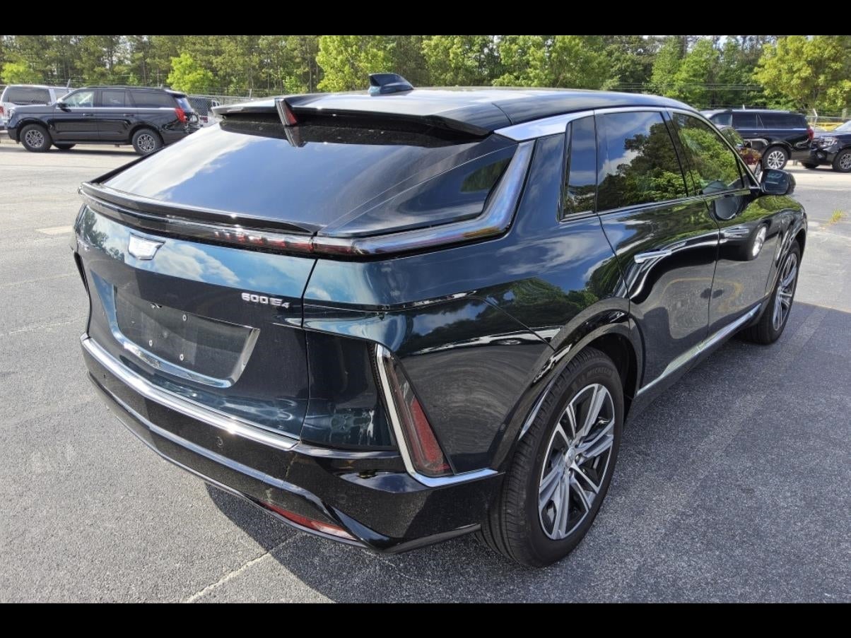 Used 2024 Cadillac LYRIQ Luxury 1 with VIN 1GYKPPRL1RZ110777 for sale in Enumclaw, WA