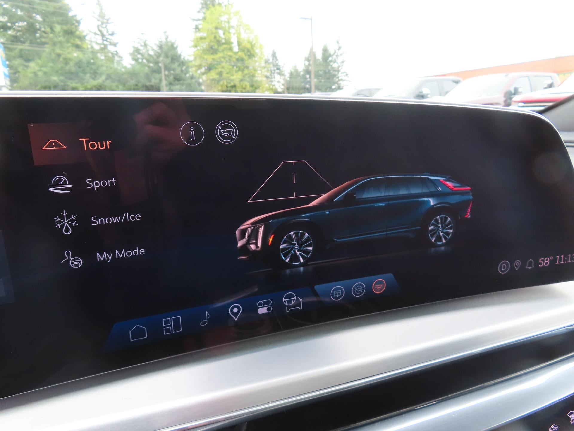 2024 Cadillac LYRIQ Luxury